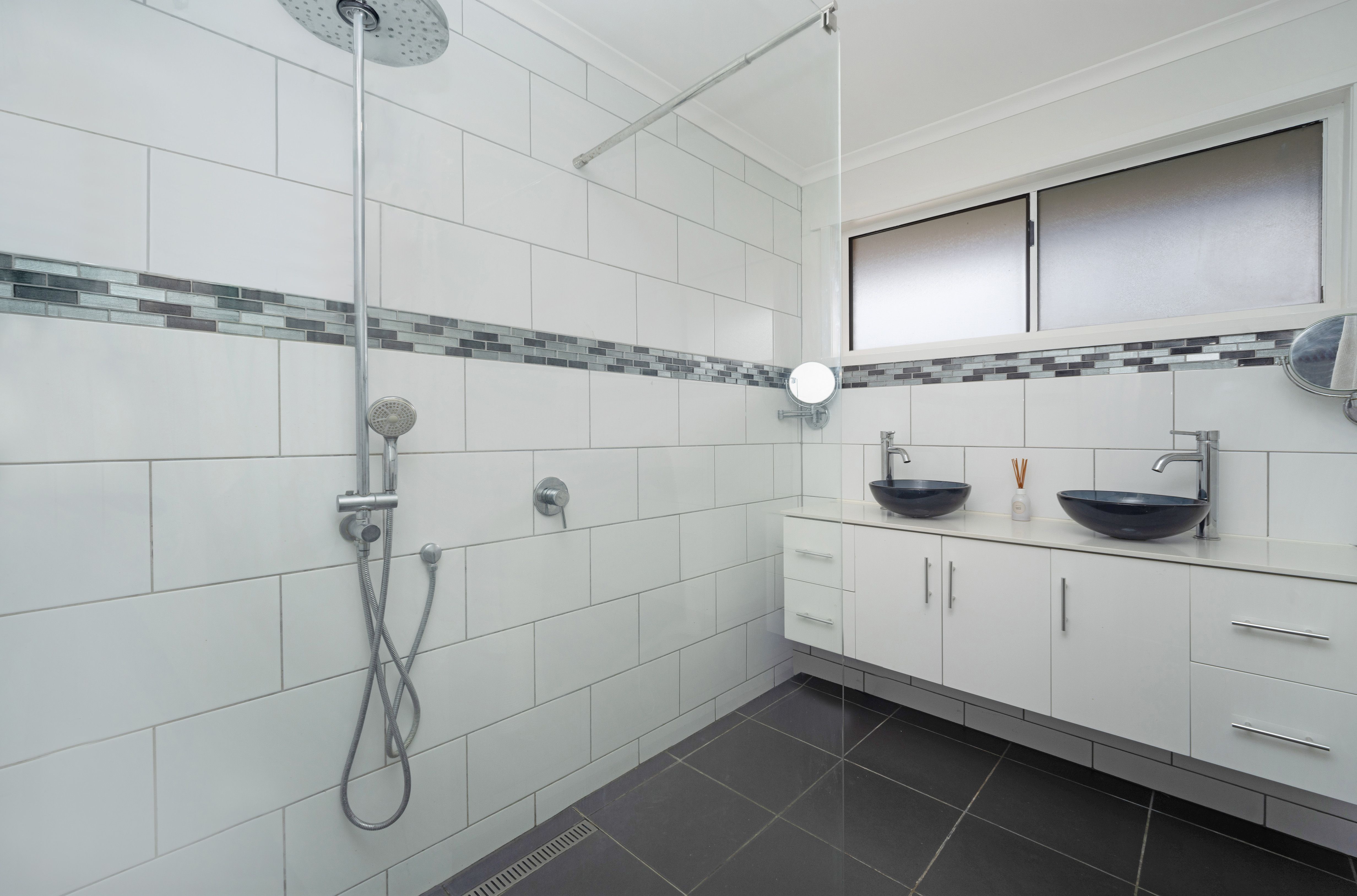 165 Merrivale Drive — photo 8 of 10