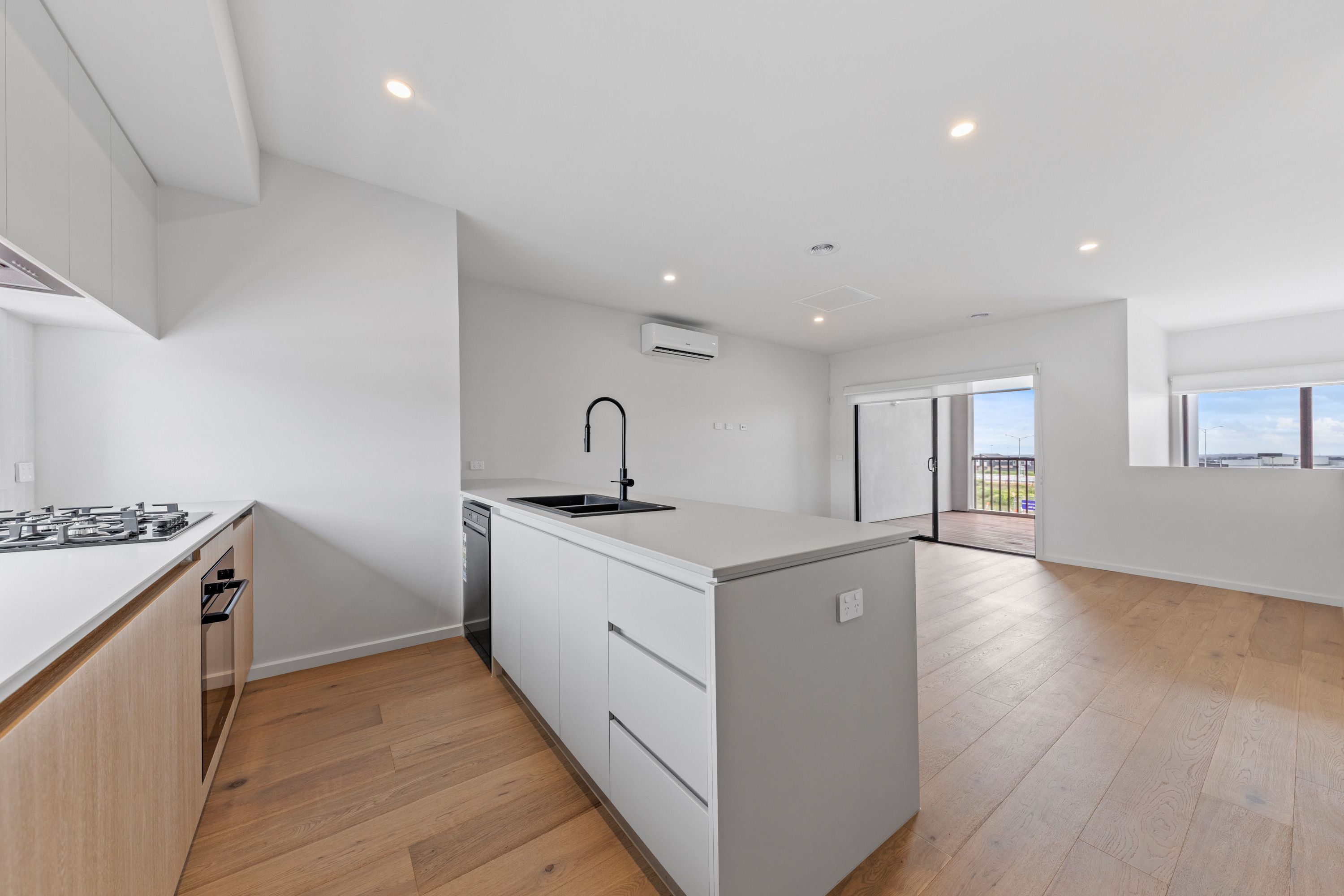 61 Verve Circuit, Cranbourne West, VIC 3977