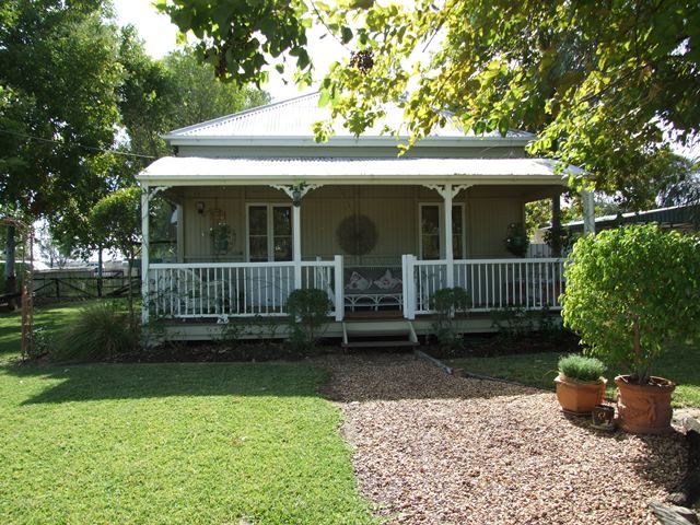 107 Thistle Street, Blackall QLD 4472