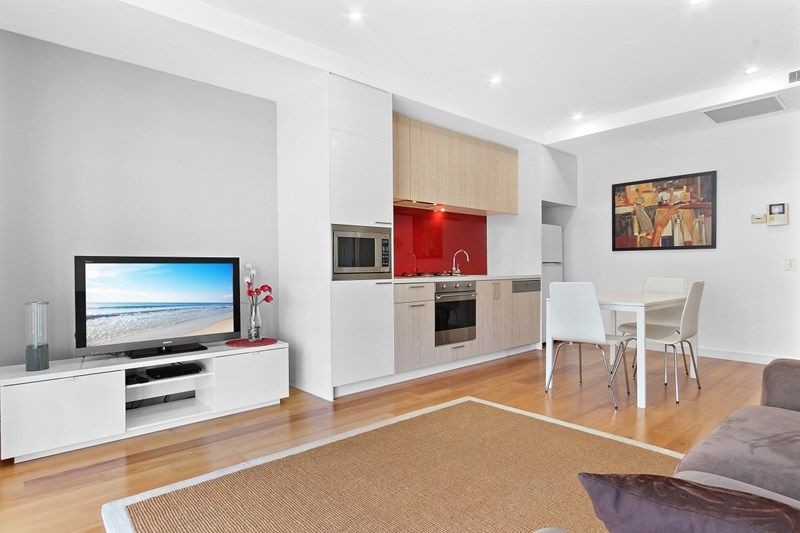 204/19 Honeysuckle Drive, Newcastle, NSW 2300