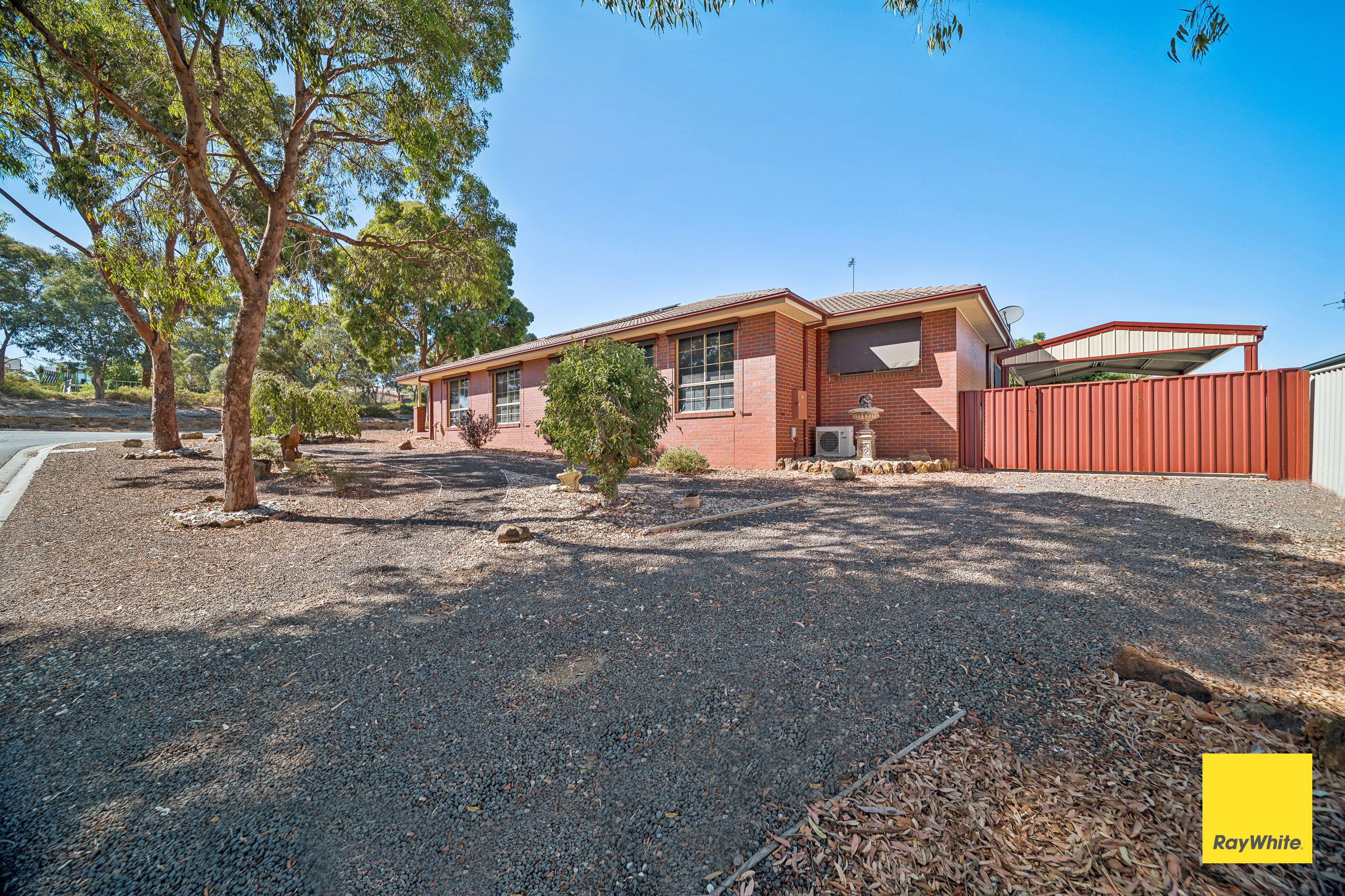 9 Jerribong Way, Kangaroo Flat, VIC 3555