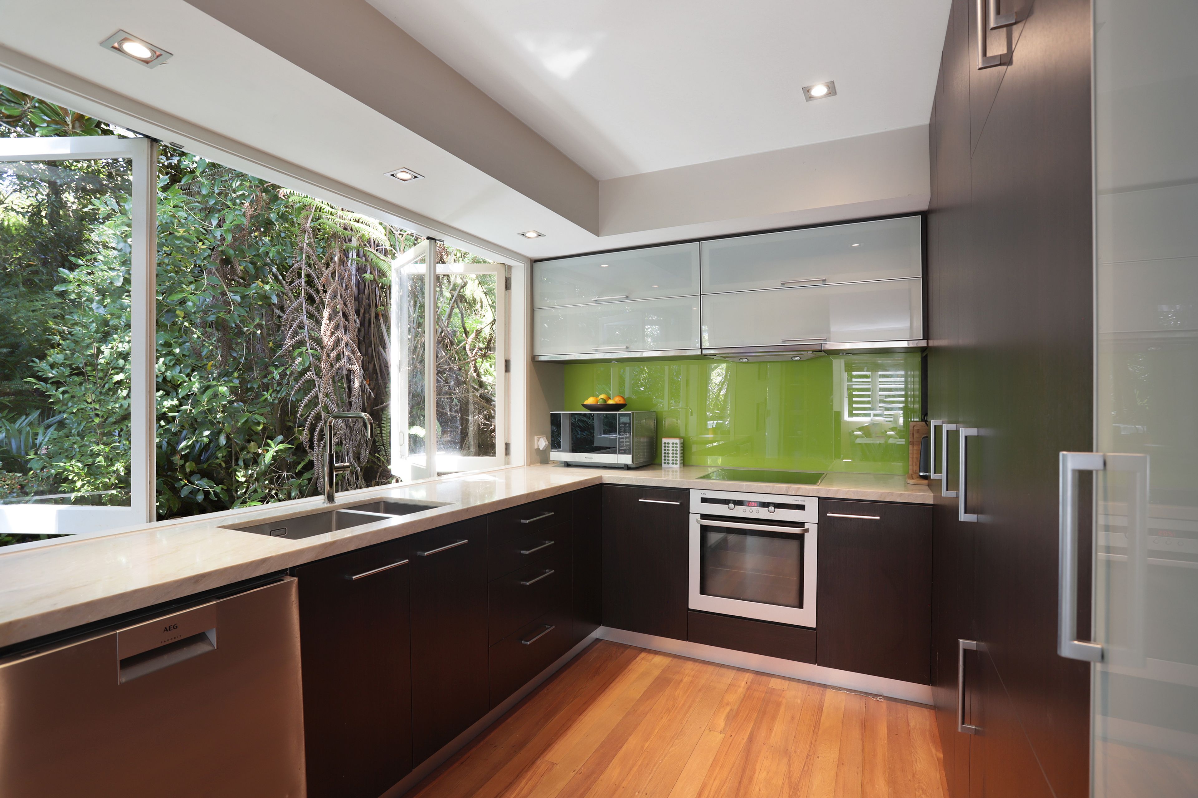 19 West Lynn Road, Titirangi, Waitakere City