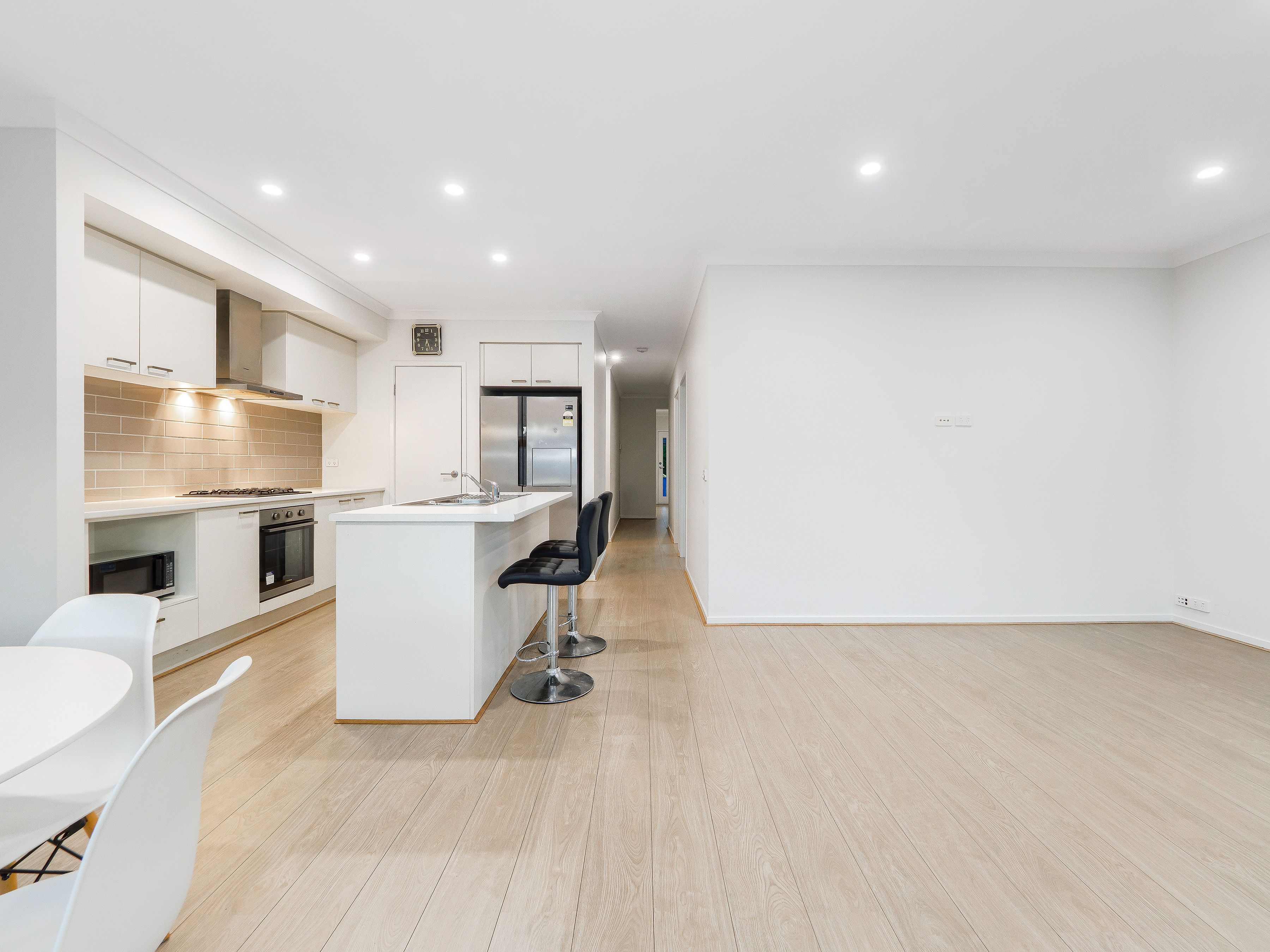 13 Limandus Crescent — photo 8 of 30