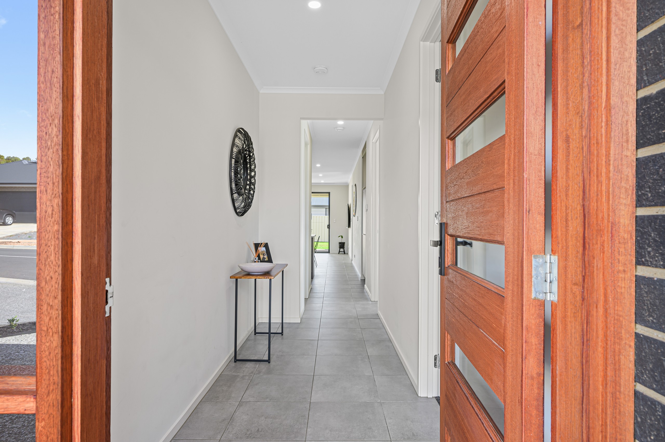 33 Noble Circuit, ONKAPARINGA HEIGHTS, SA 5163