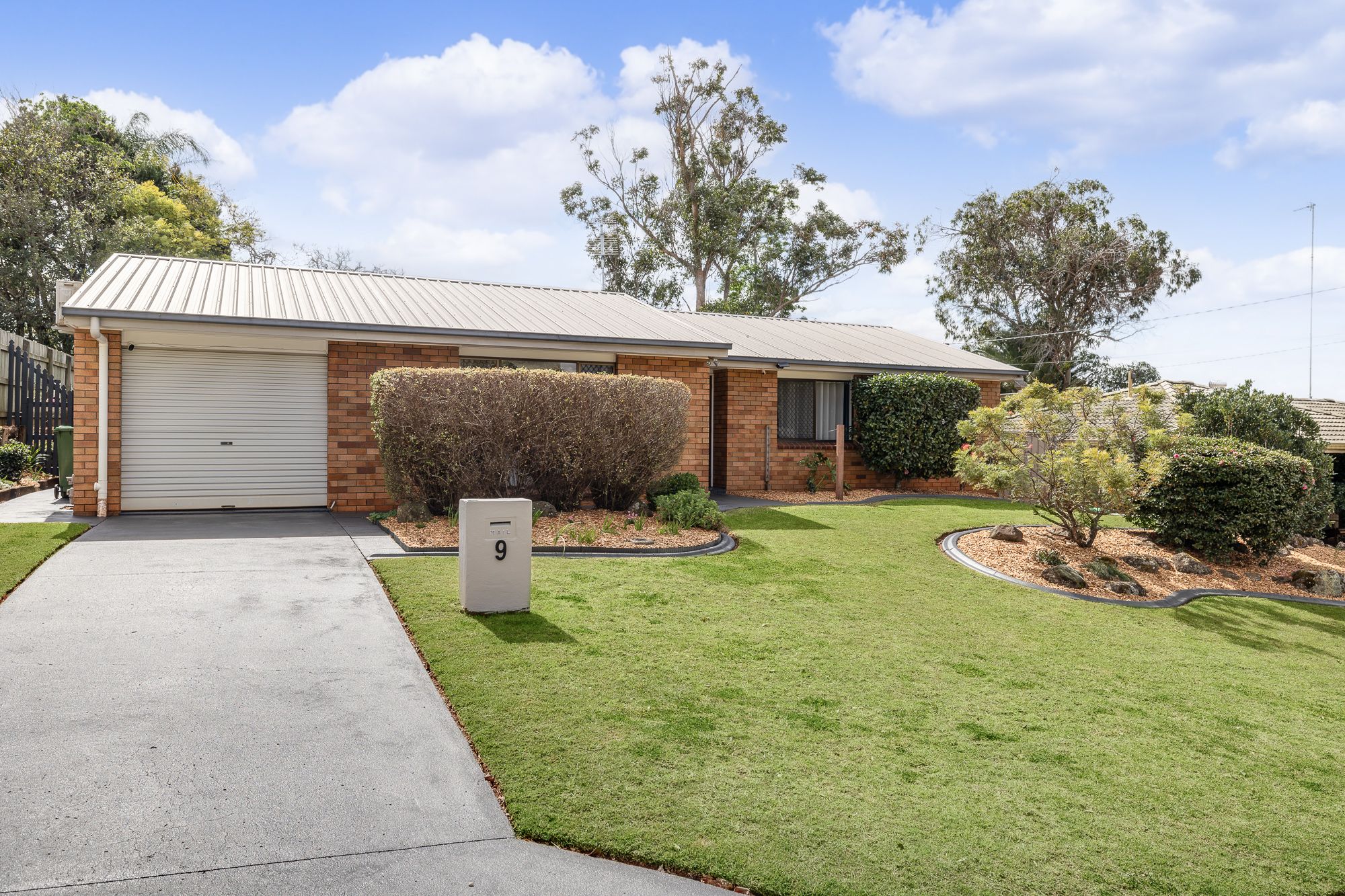 9 Dunemann Street, Kearneys Spring, QLD 4350