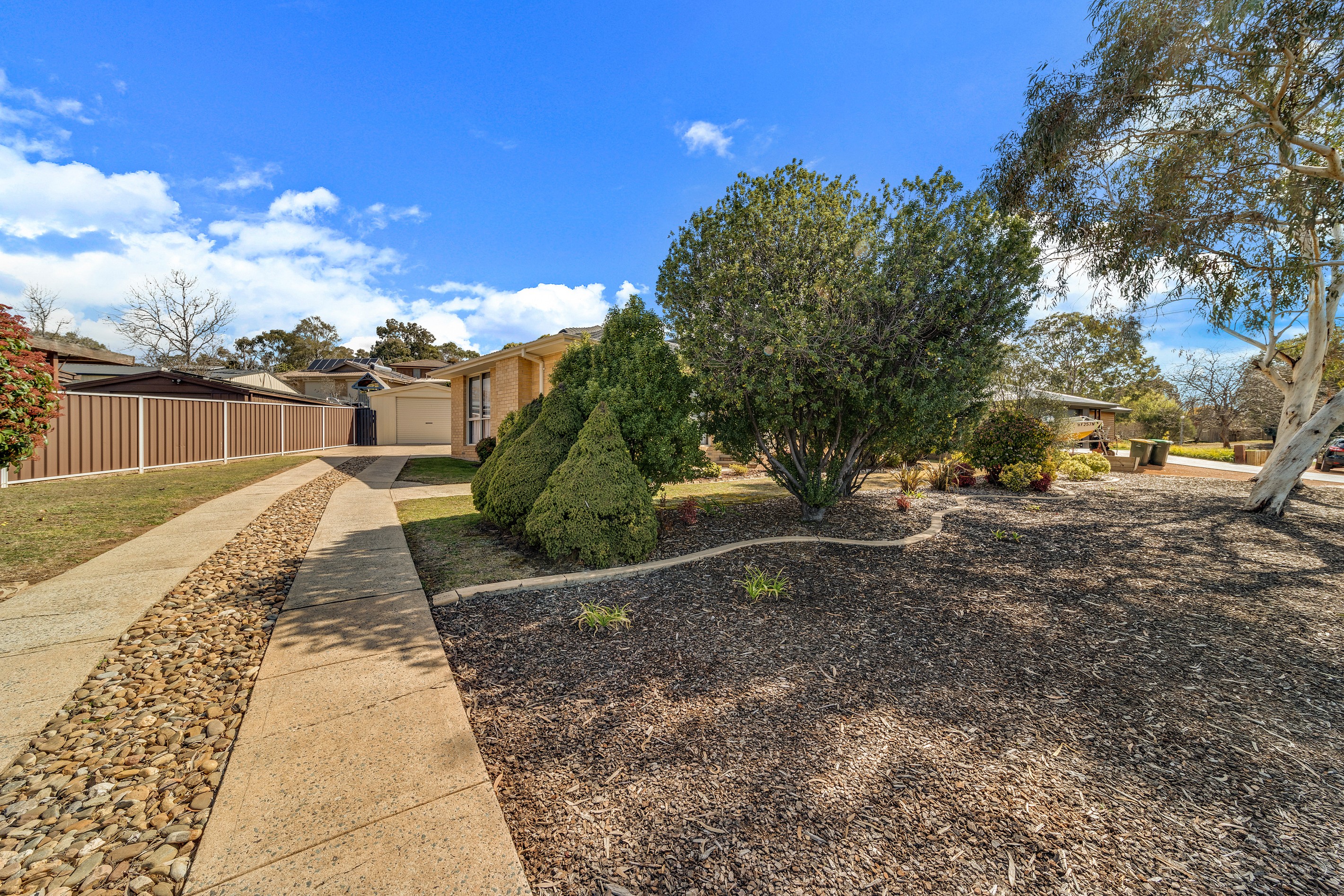 12 Lawrence Close, Macgregor, ACT 2615