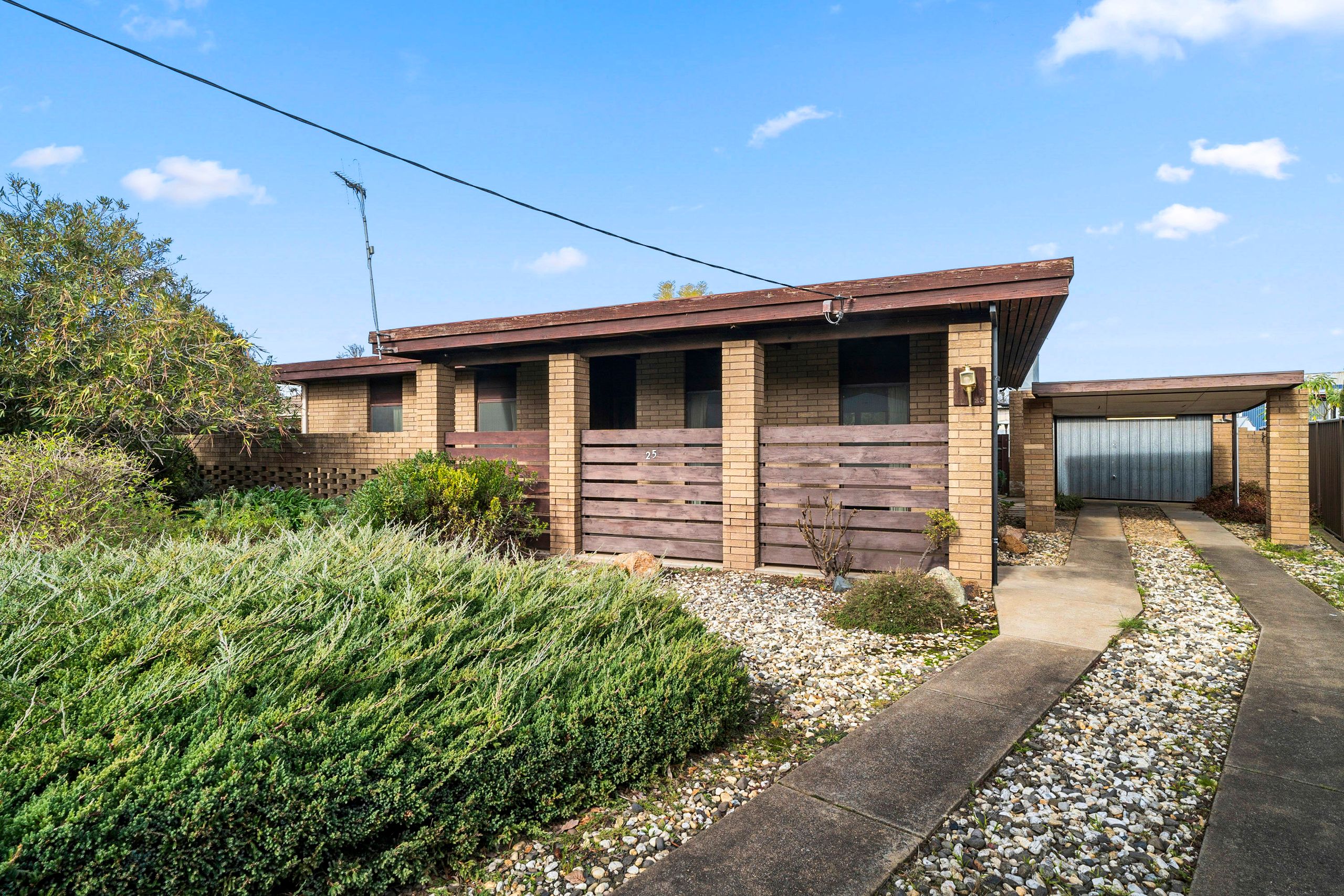 25 Helms Court, Benalla VIC 3672
