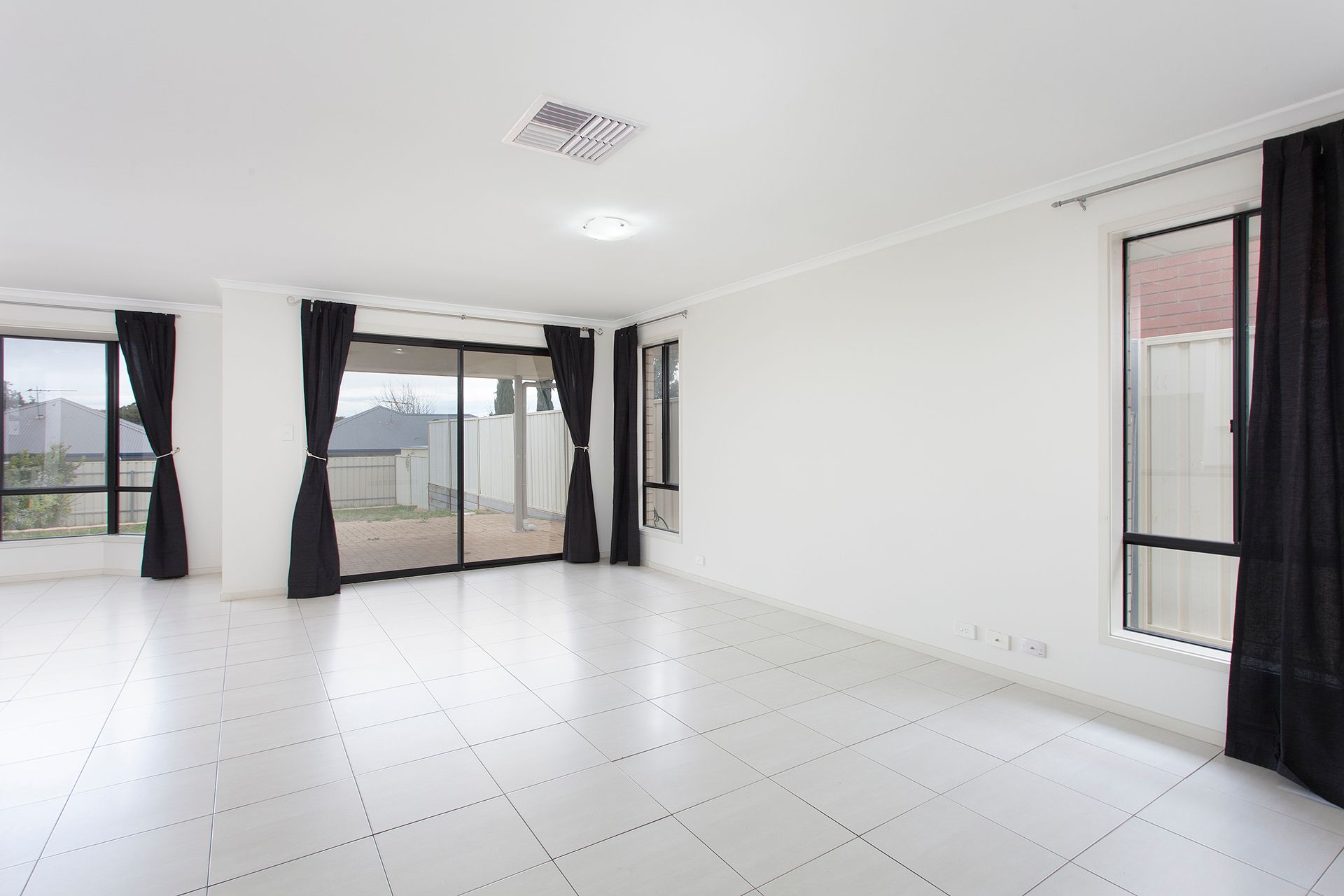 19 Ramsay Avenue, Seacombe Gardens, SA 5047