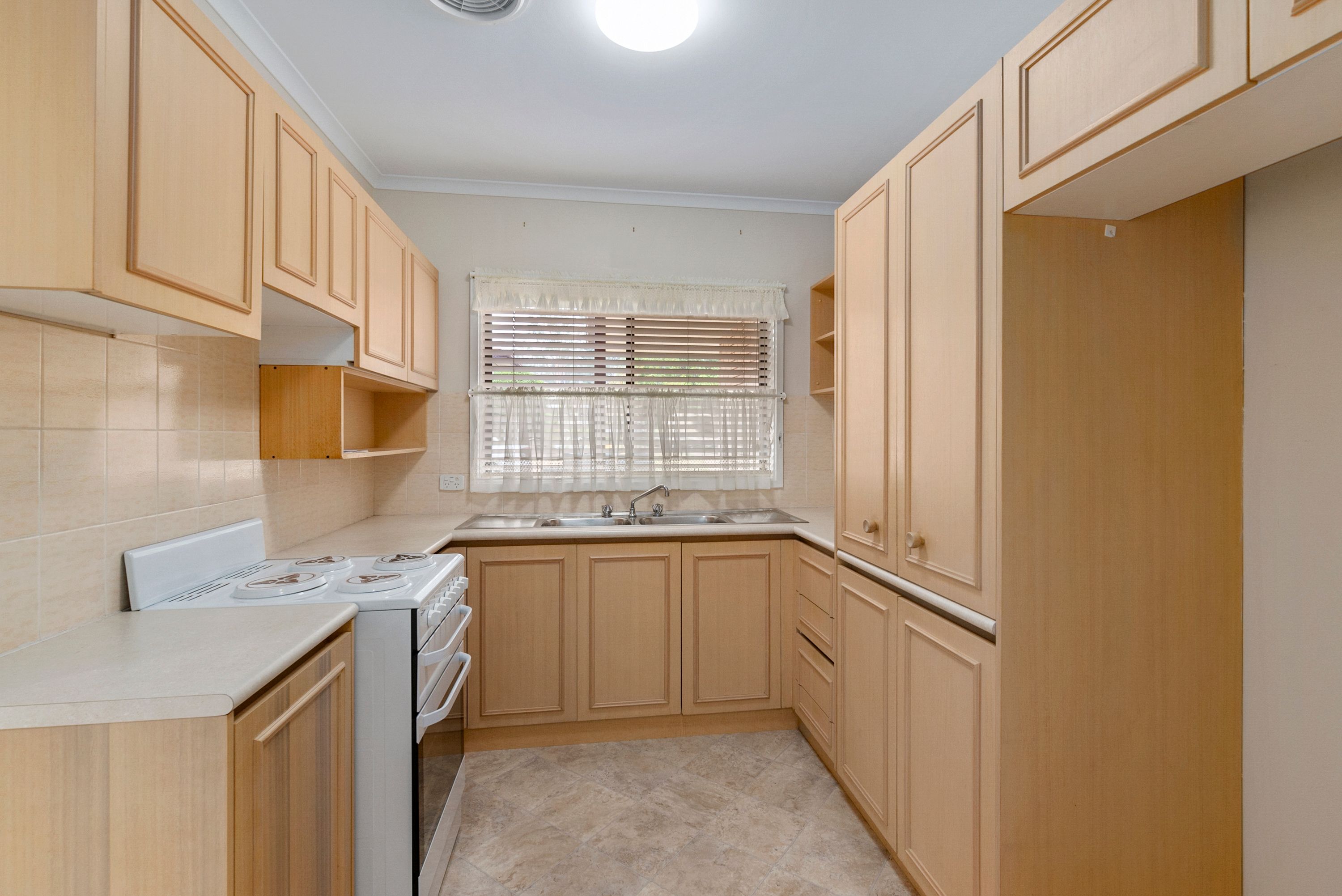 17/31 Crookston Drive, Camden South, NSW 2570