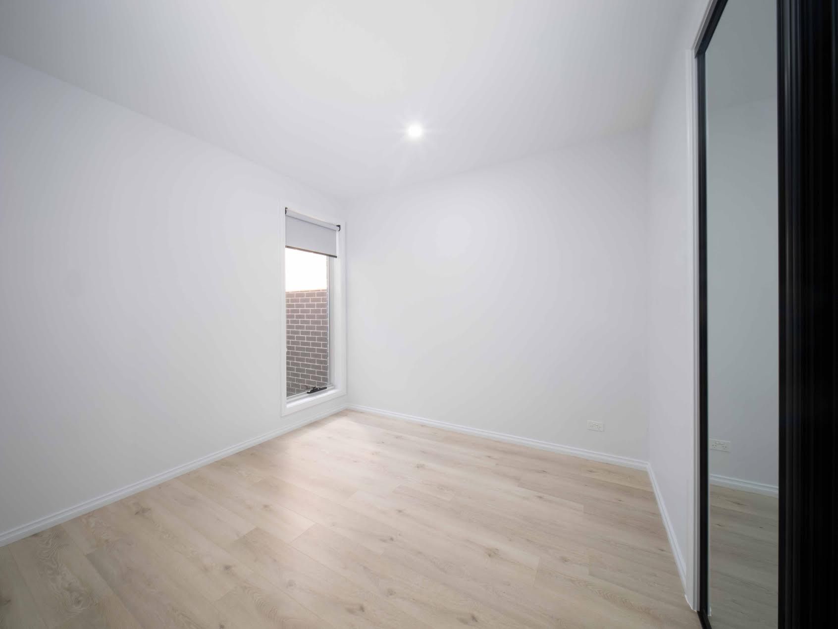 10 Swilk Crescent — photo 8 of 11