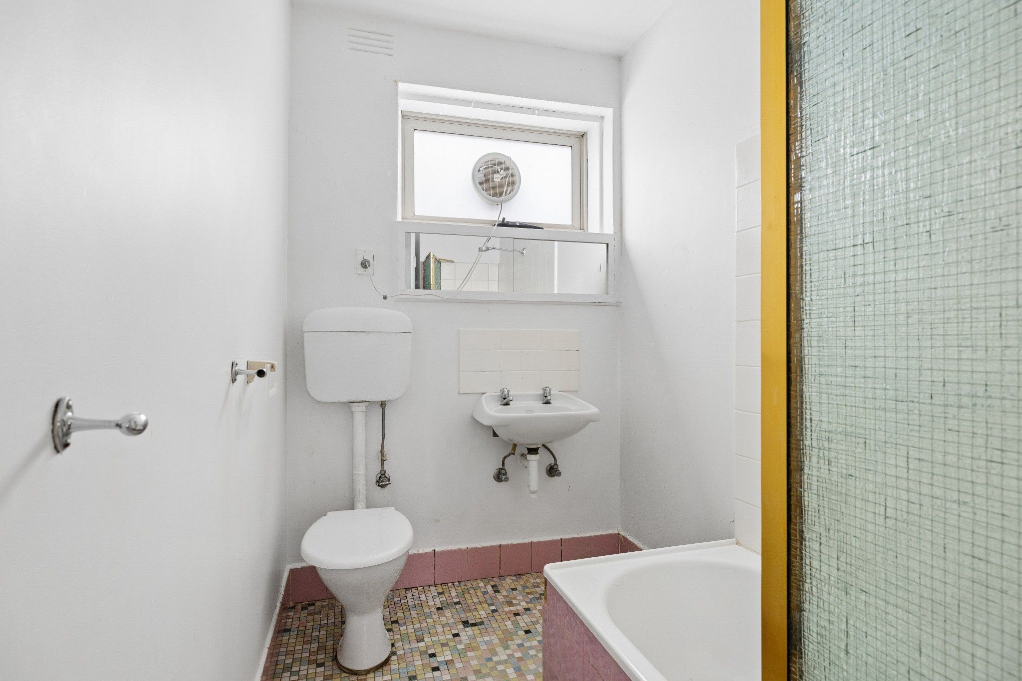 4/446 Albion Street — photo 10 of 11