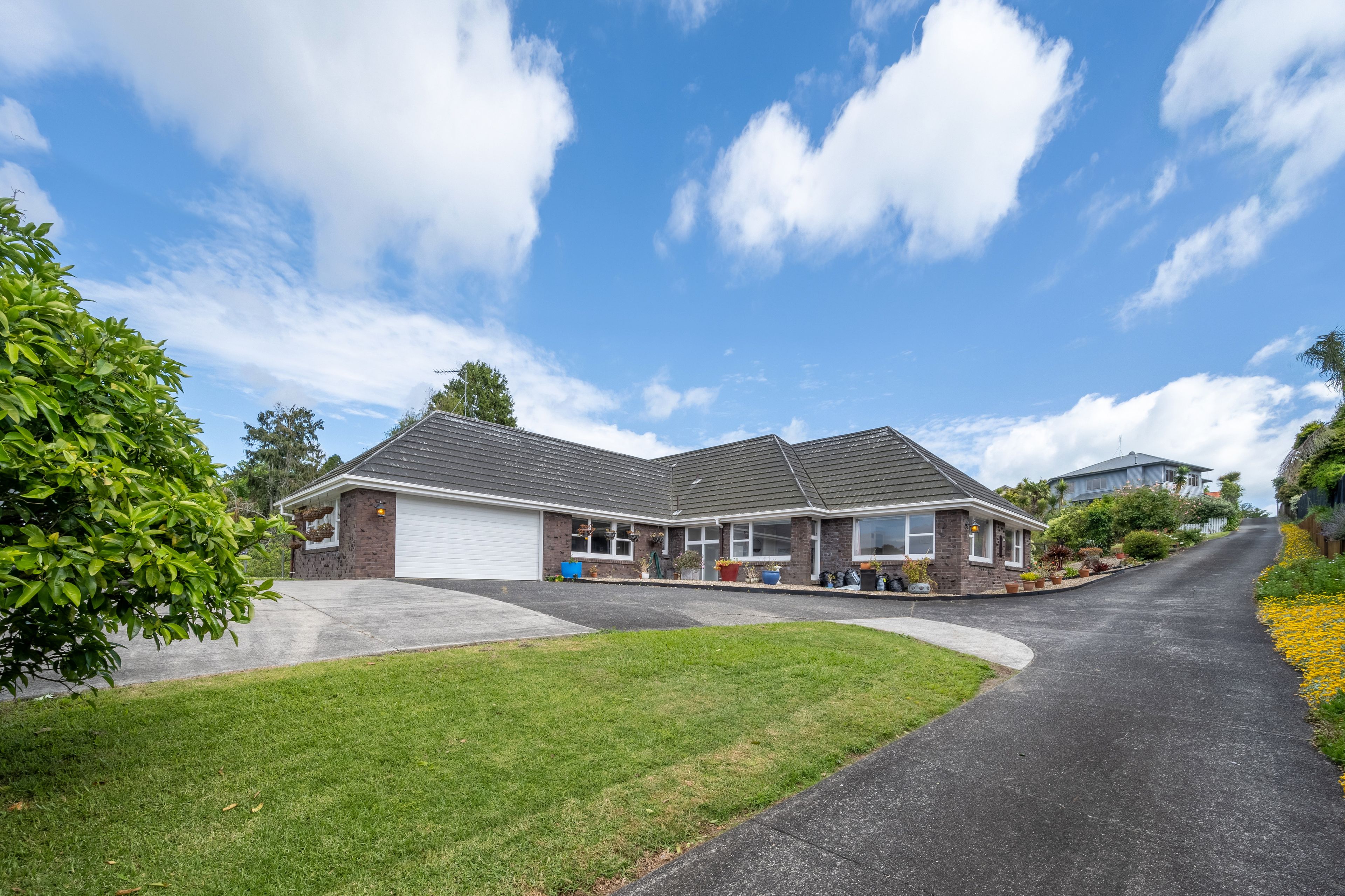 15A Paparoa Road, Cockle Bay, Manukau City