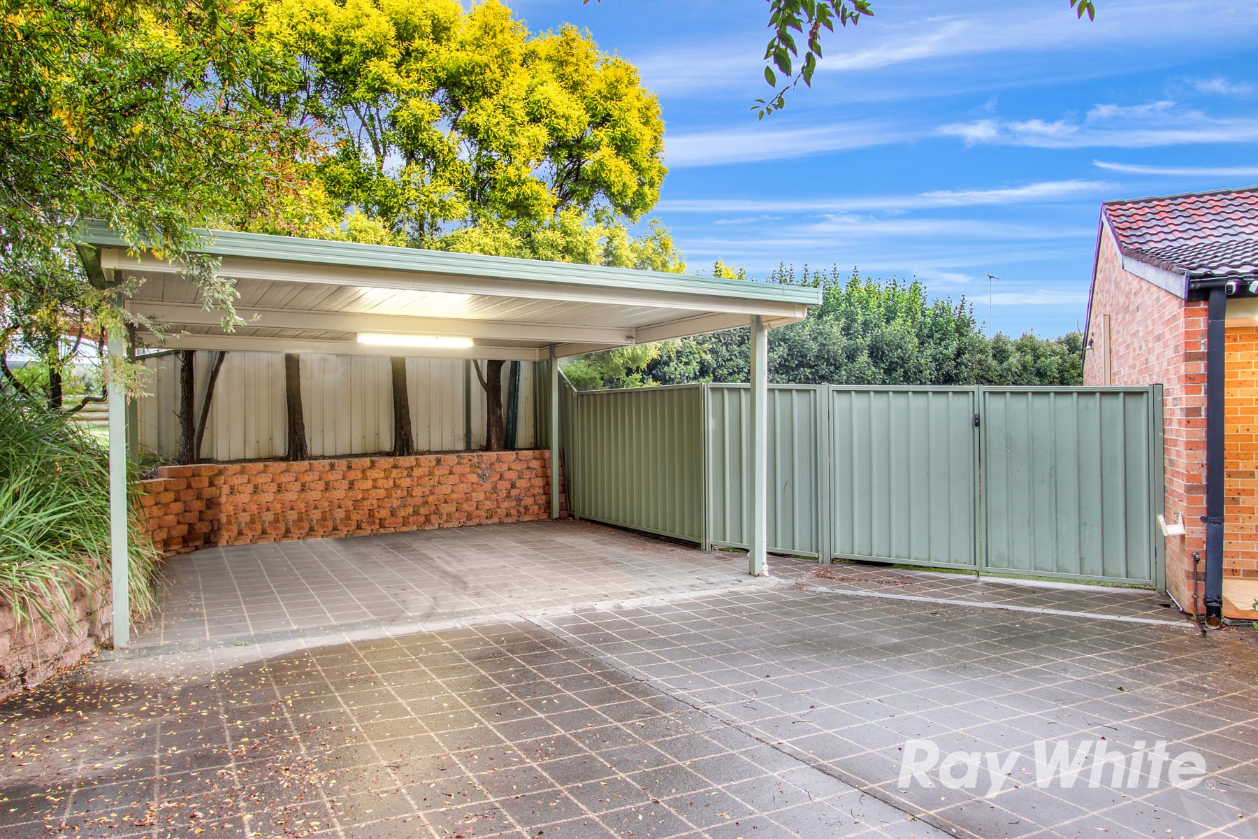 2 Kenneth Slessor Drive, Glenmore Park, NSW 2745