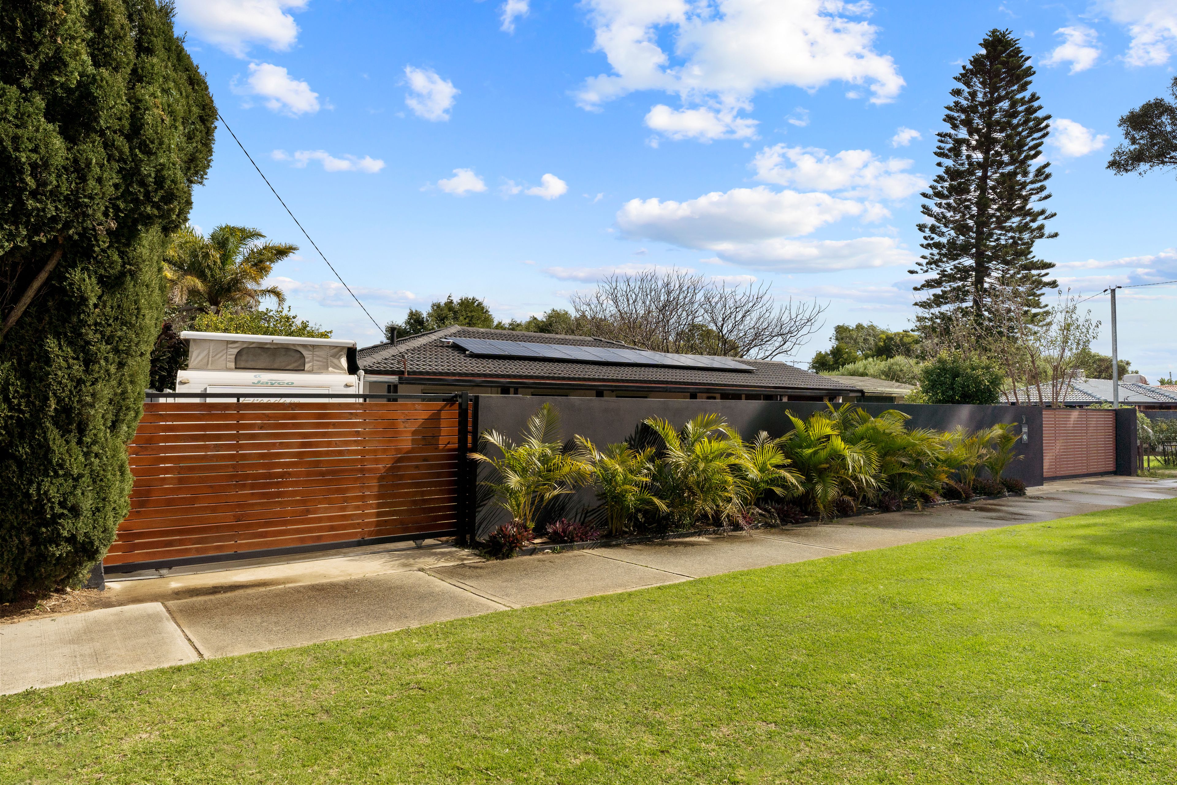 51 Currie Street, Warnbro, WA 6169