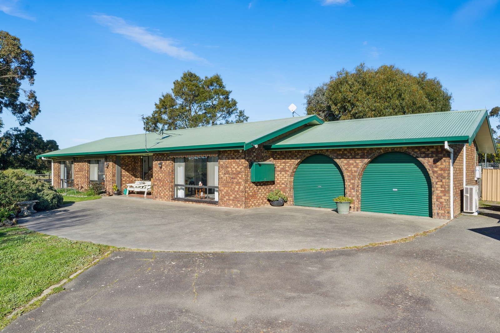 4 Aireys Street, Elliminyt, VIC 3250