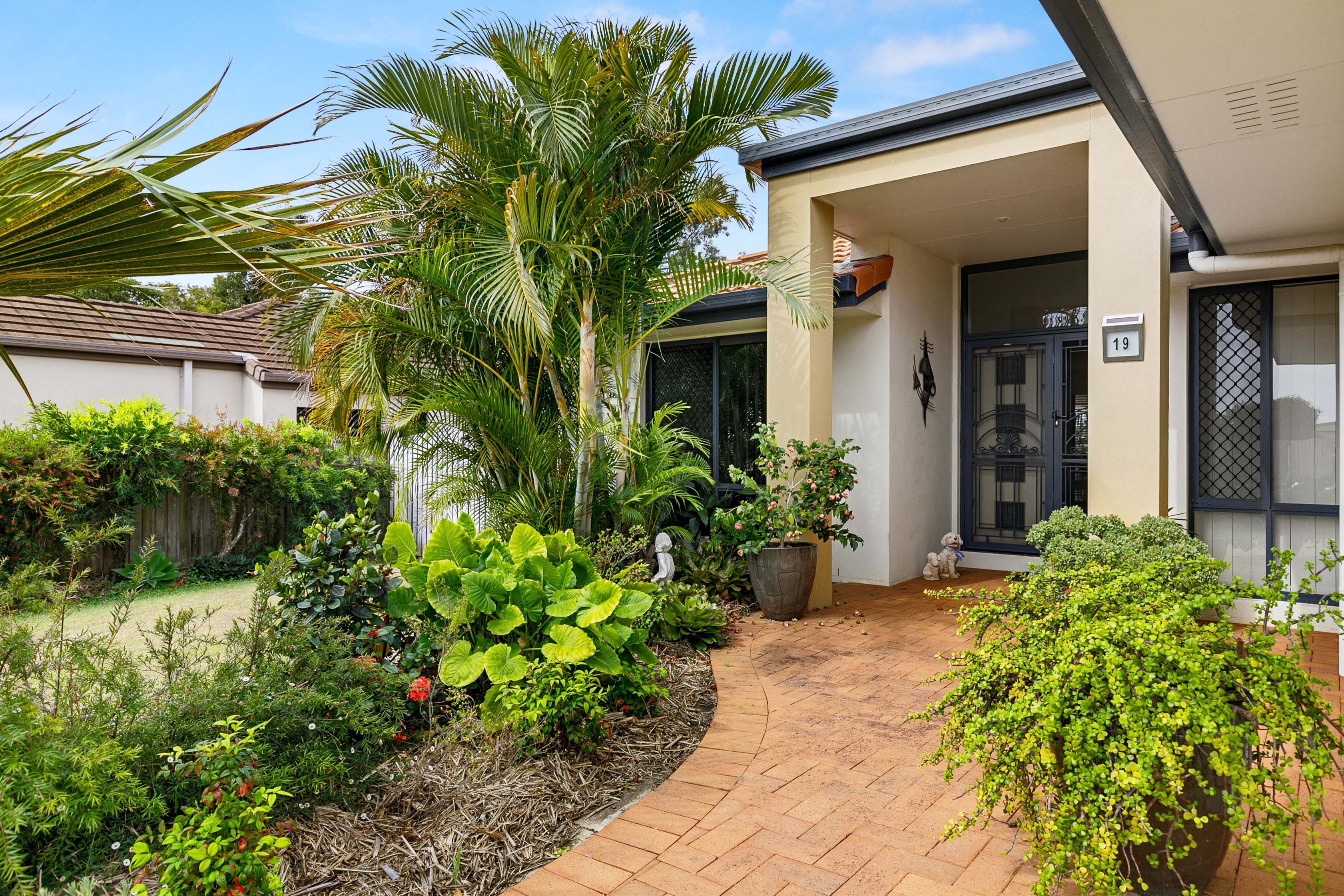 19 Rochester Court, Urraween, QLD 4655