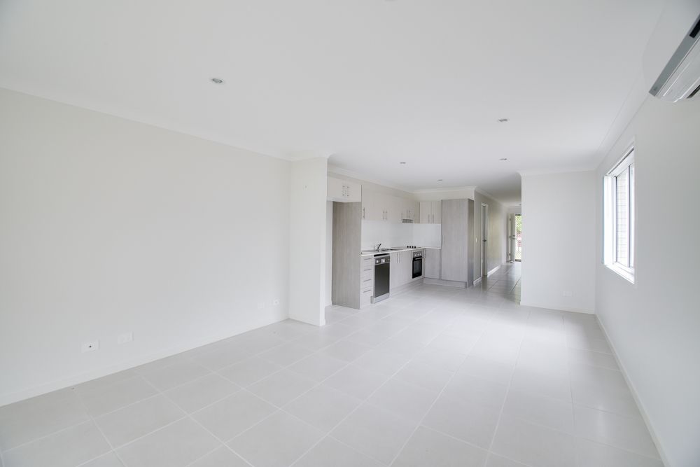 1 & 2/49 Jane Street, Leichhardt, QLD 4305