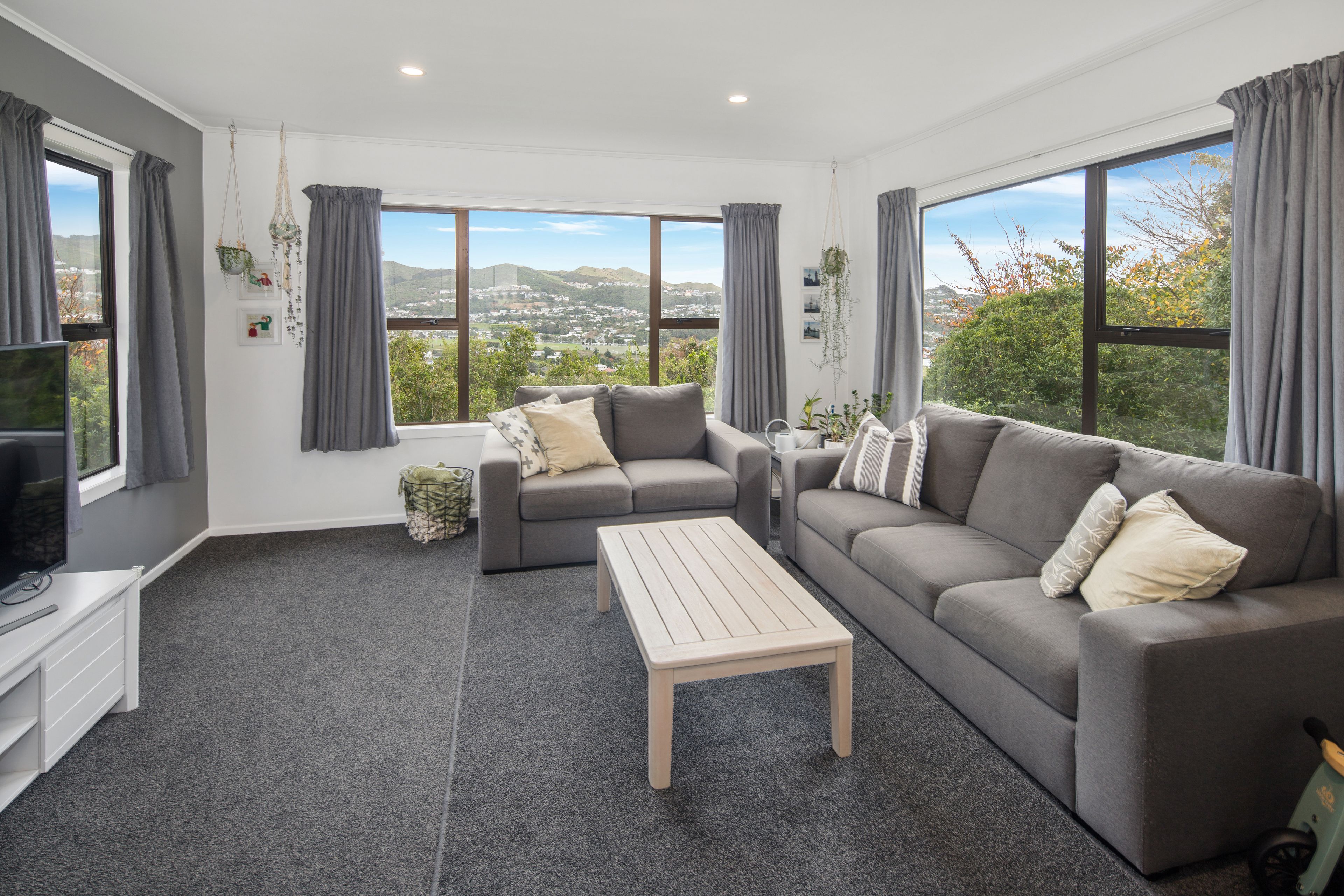 7 Anzia Way, Johnsonville, Wellington City