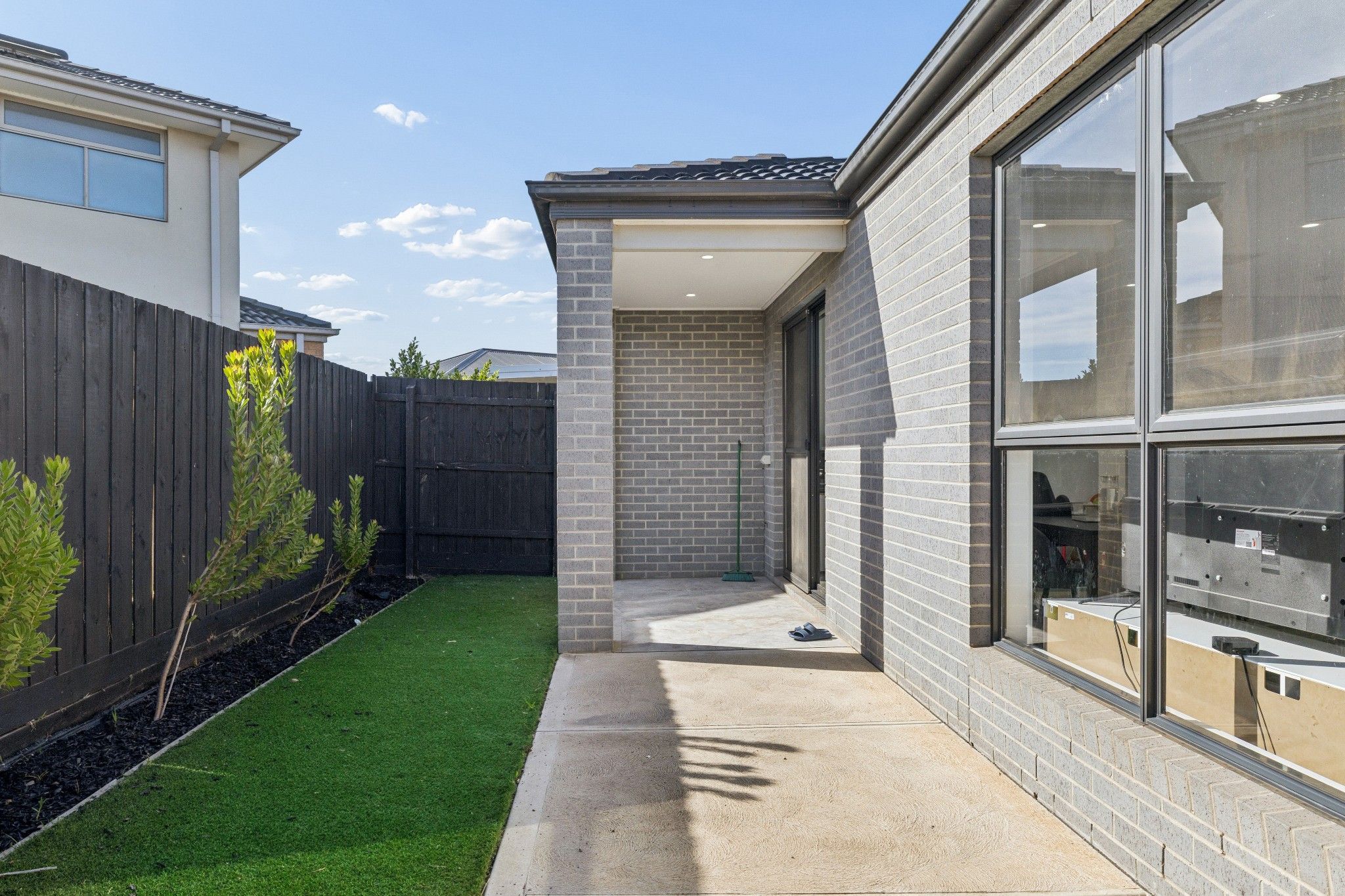 6 Sinopia Street — photo 15 of 18