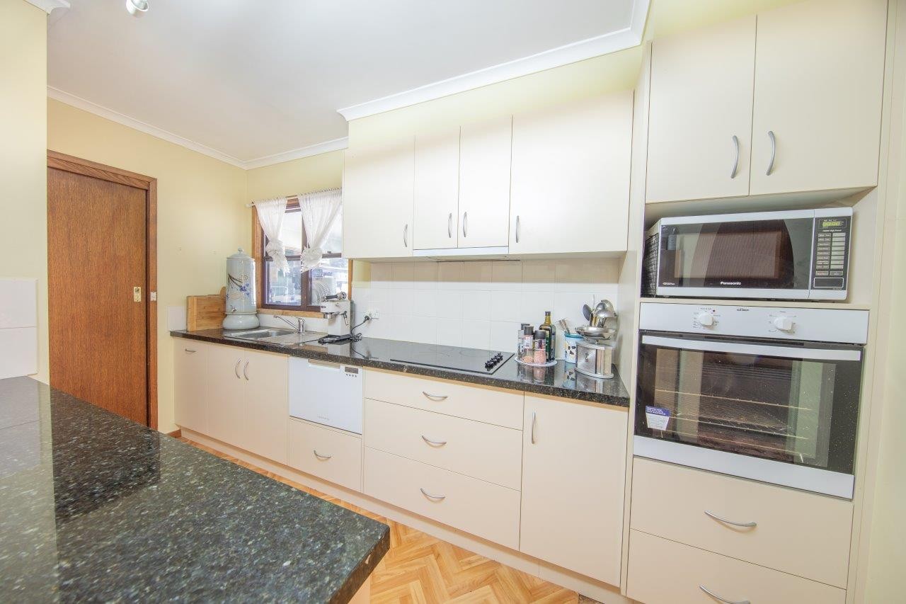 11 THULE Street, Barham, NSW 2732