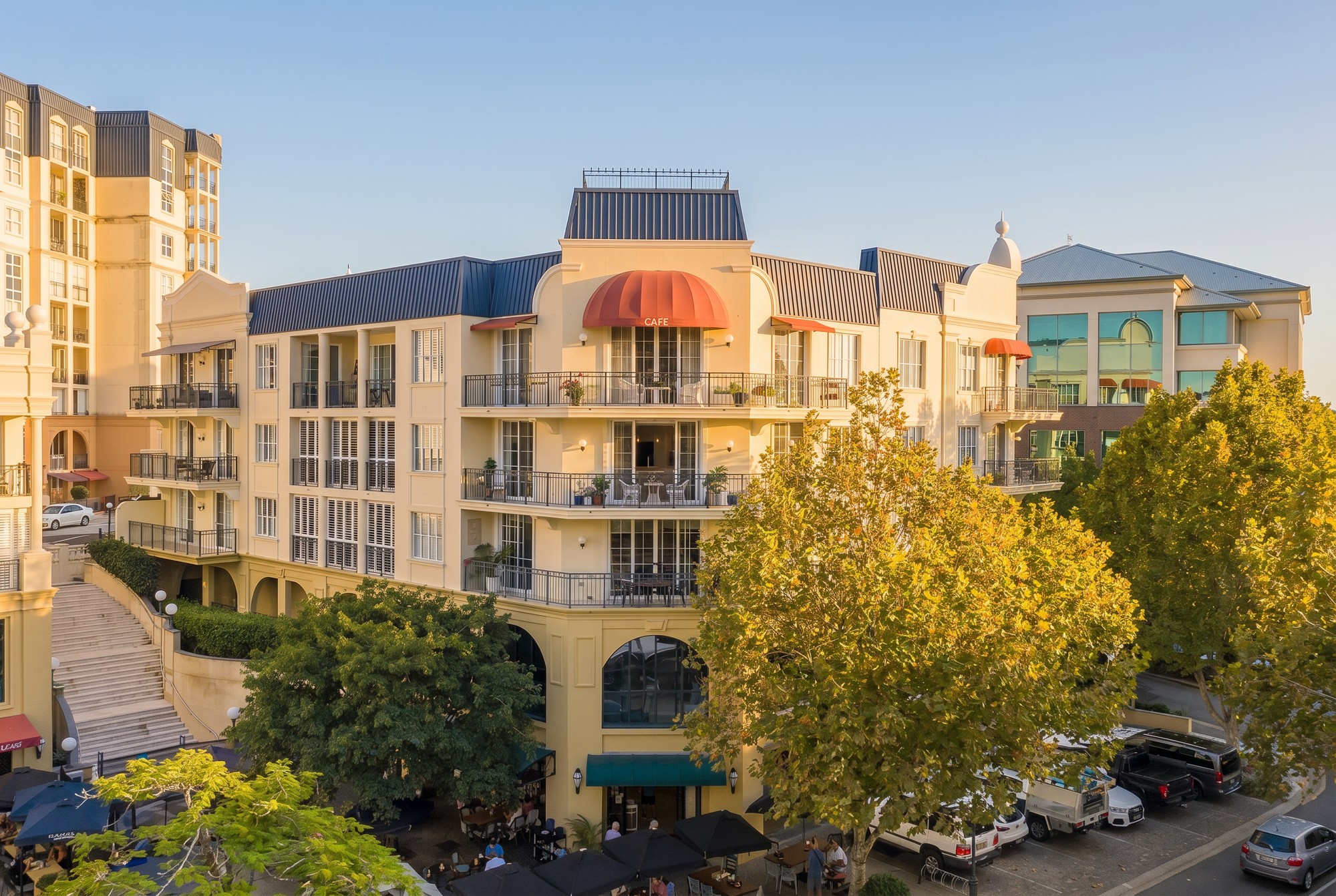 2037/3029 The Boulevard, Carrara, QLD 4211