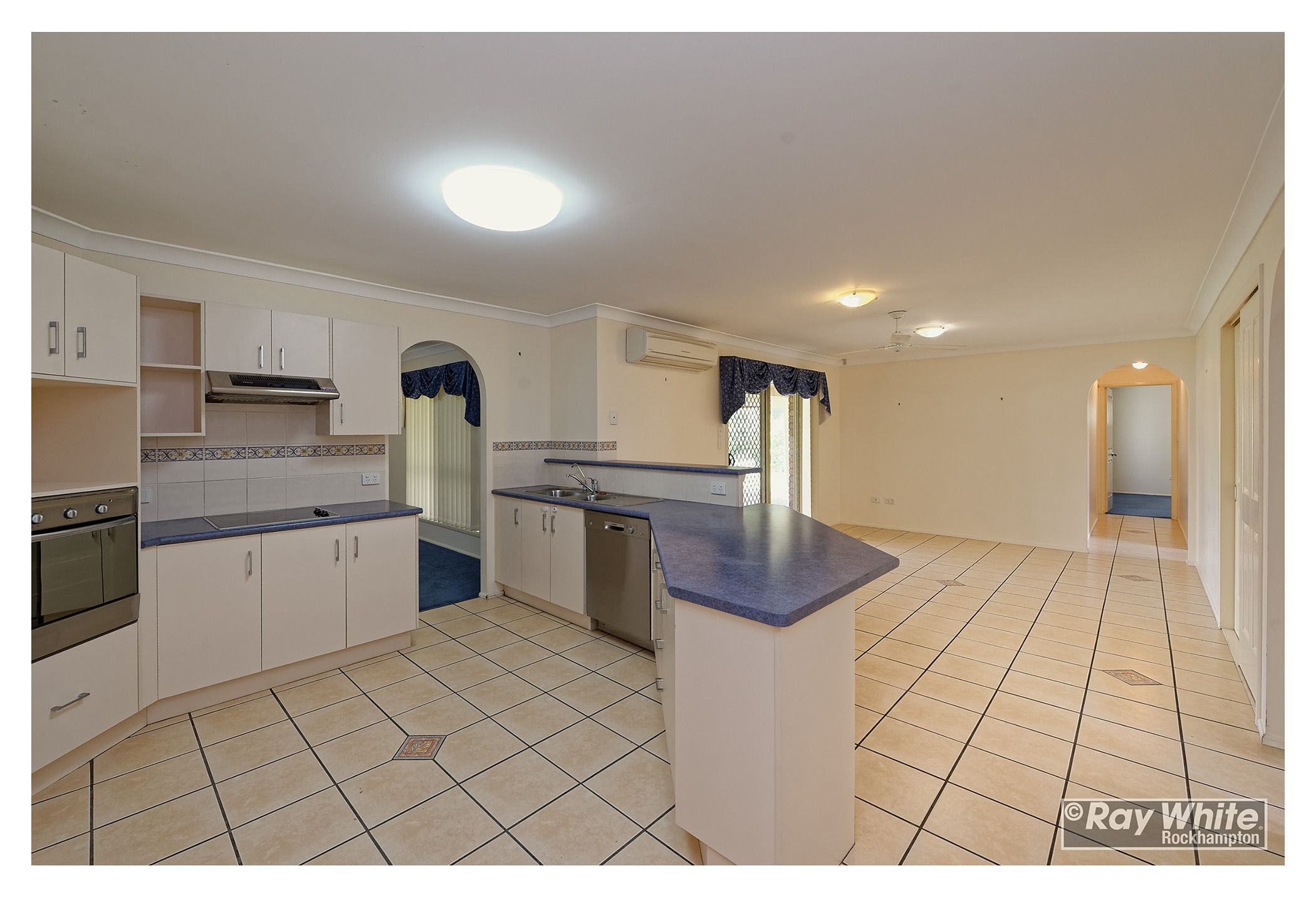 9 Warner Avenue, Norman Gardens, QLD 4701