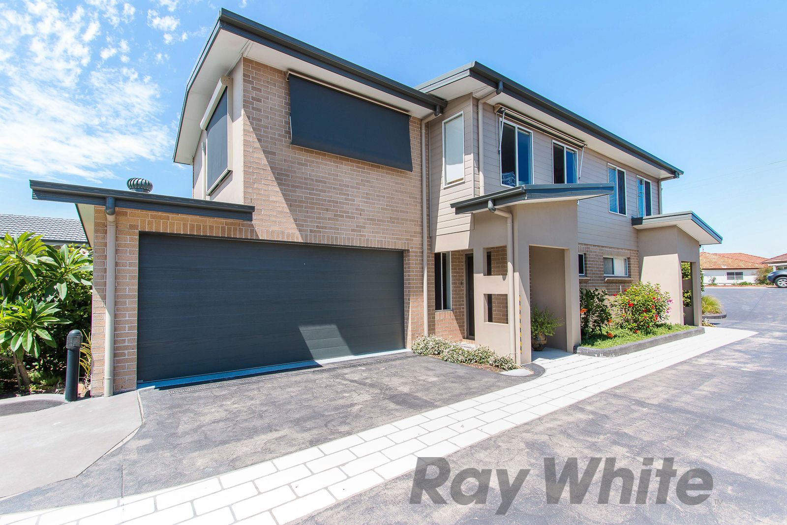 2/99 Kahibah Road, Kahibah, NSW 2290