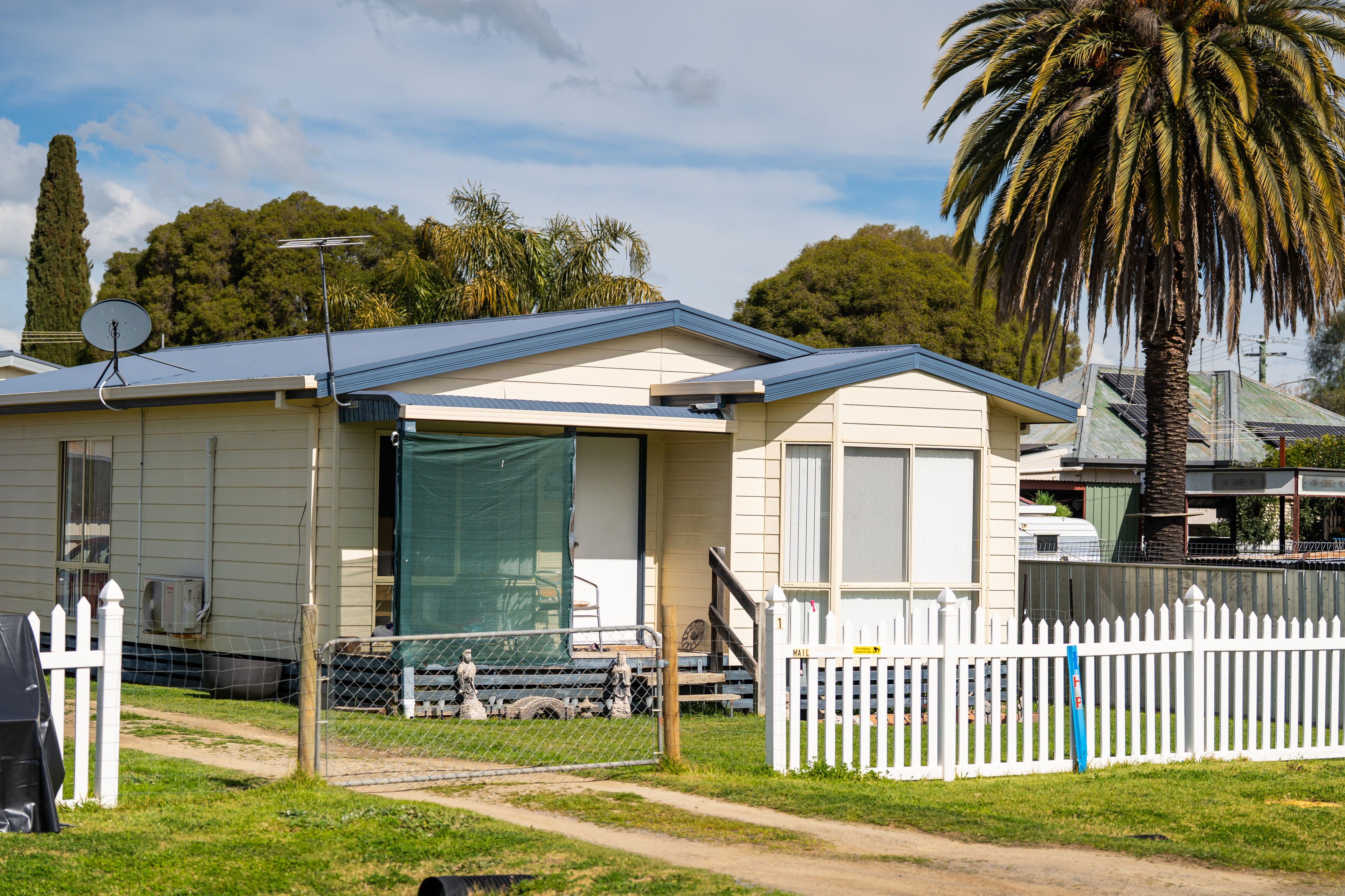 1 Victoria Street — photo from Ray White Albury North