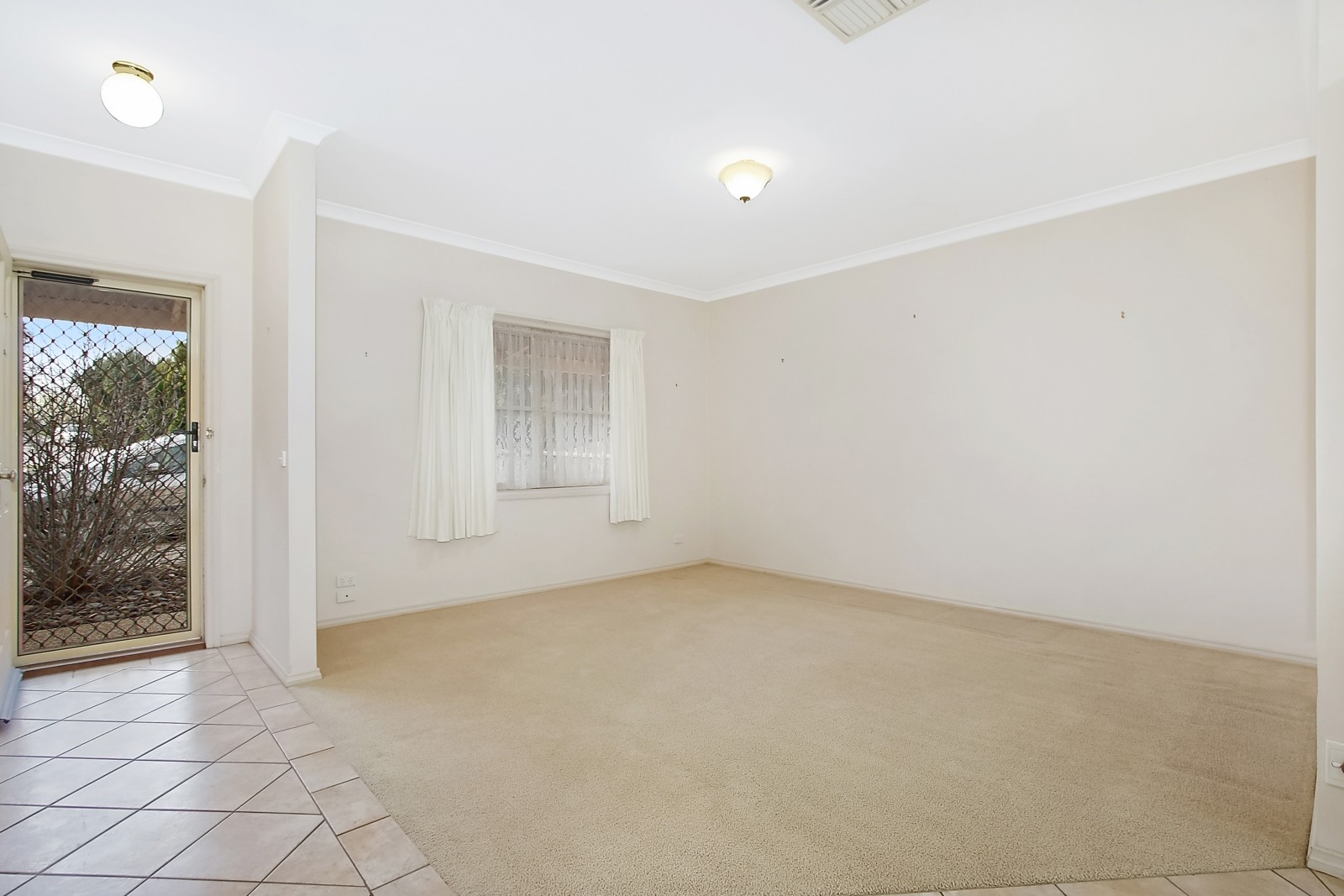 2/13 Heppner Court, Thurgoona, NSW 2640