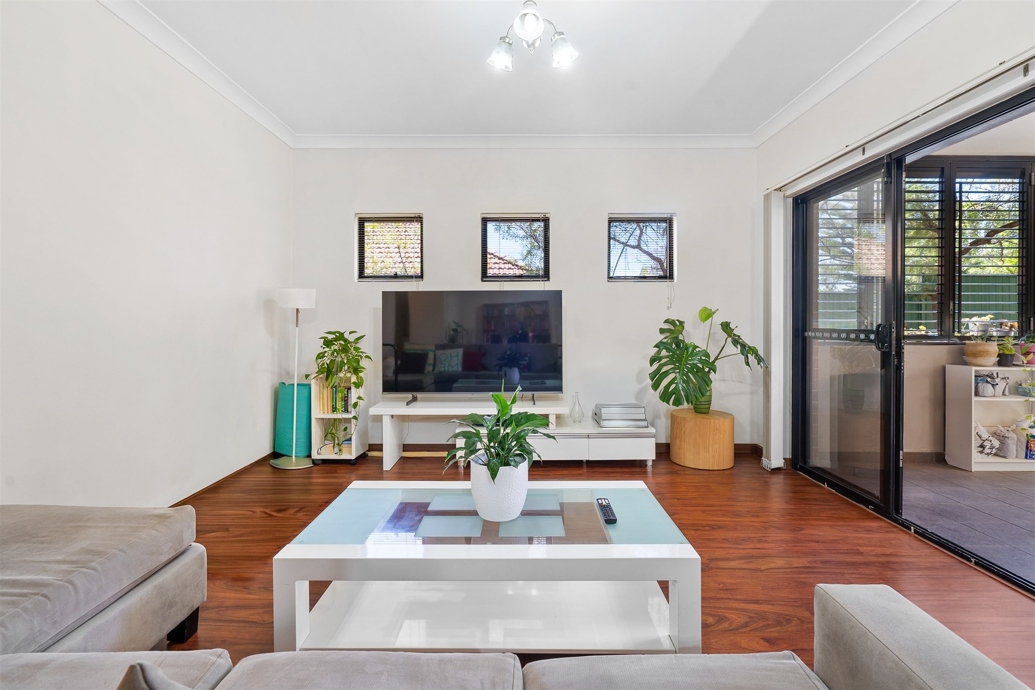 2/6-8 Morotai Avenue, Riverwood, NSW 2210