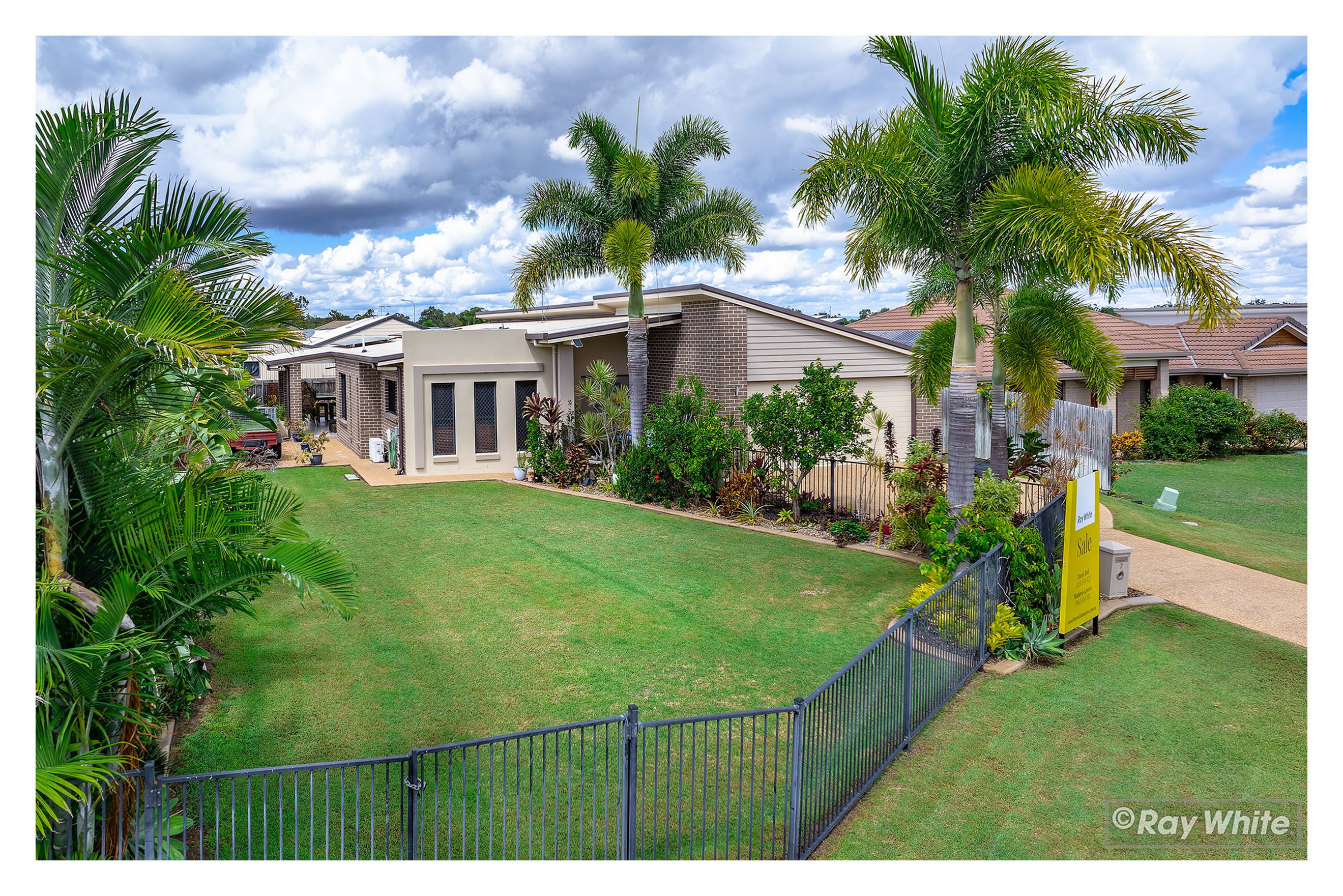 7 Tamarind Avenue, Norman Gardens, QLD 4701