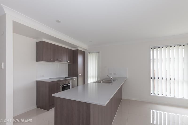27 A Lacewing Street, Rosewood, QLD 4340
