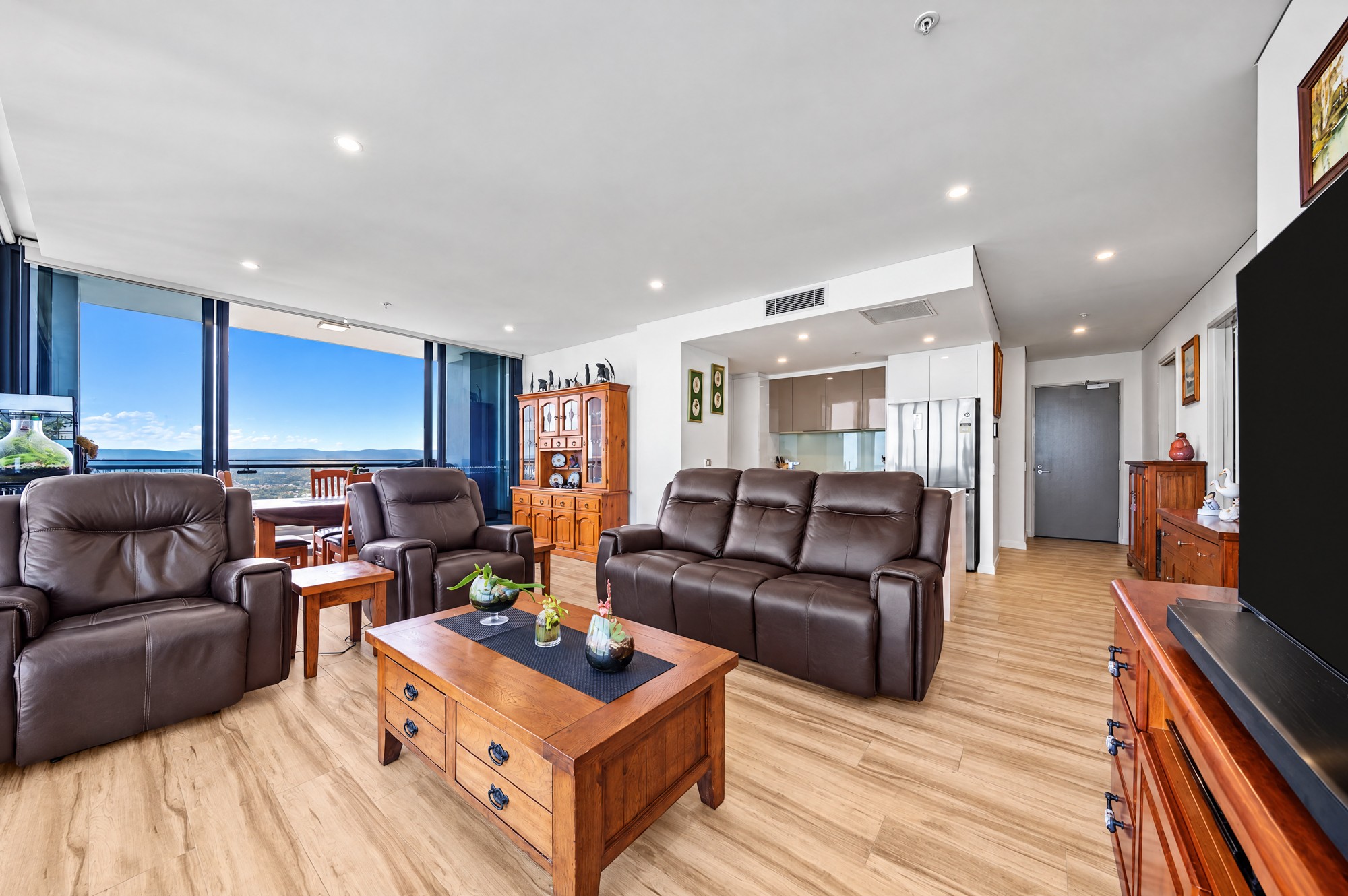5310/2 Como Crescent, Southport, QLD 4215