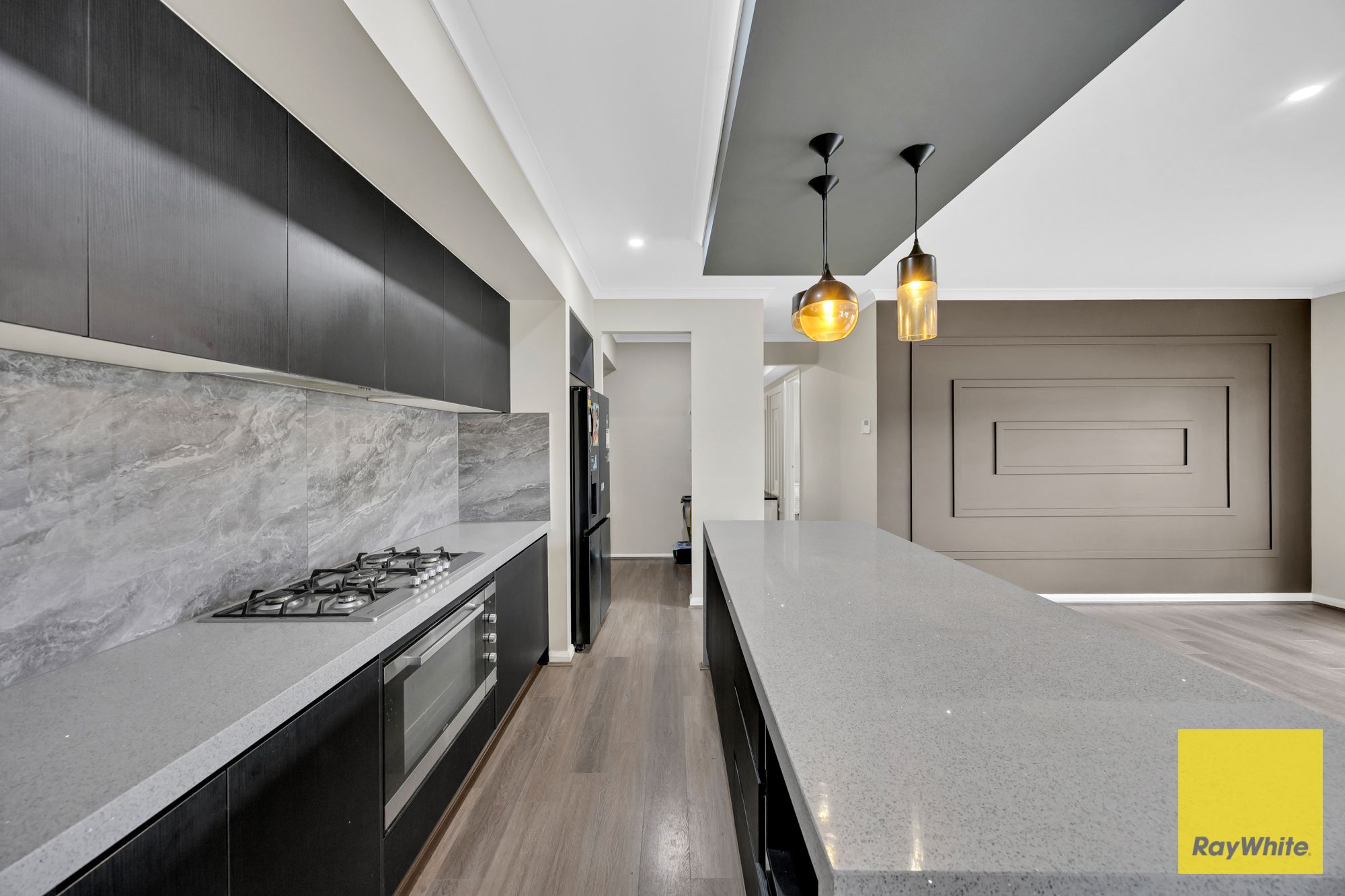8 Idyll Street — photo 11 of 24