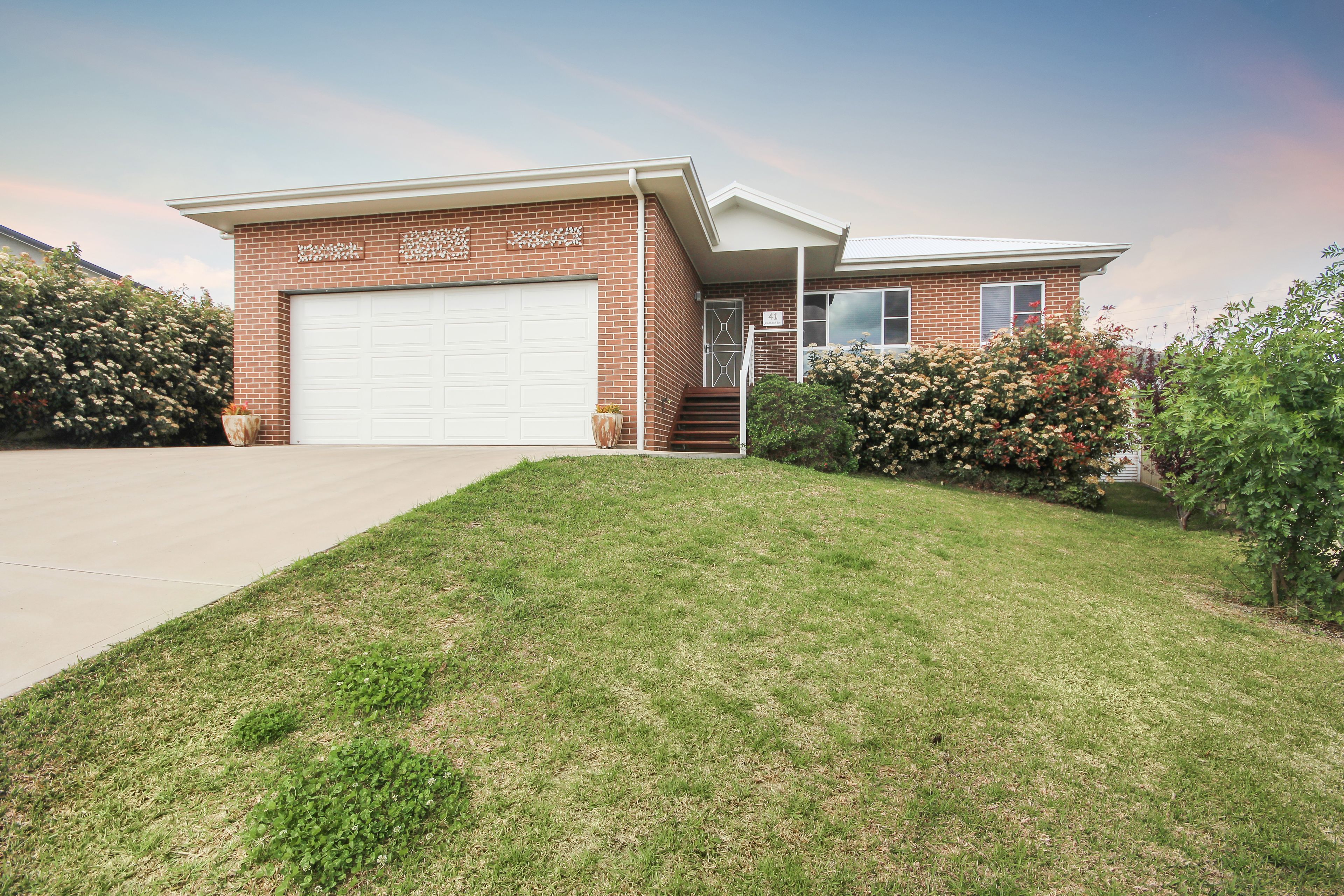 41 Redbank Drive