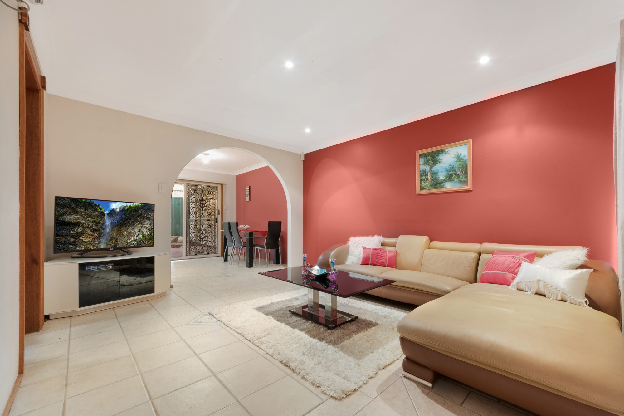 1/12 Parliament Road, Macquarie Fields, NSW 2564