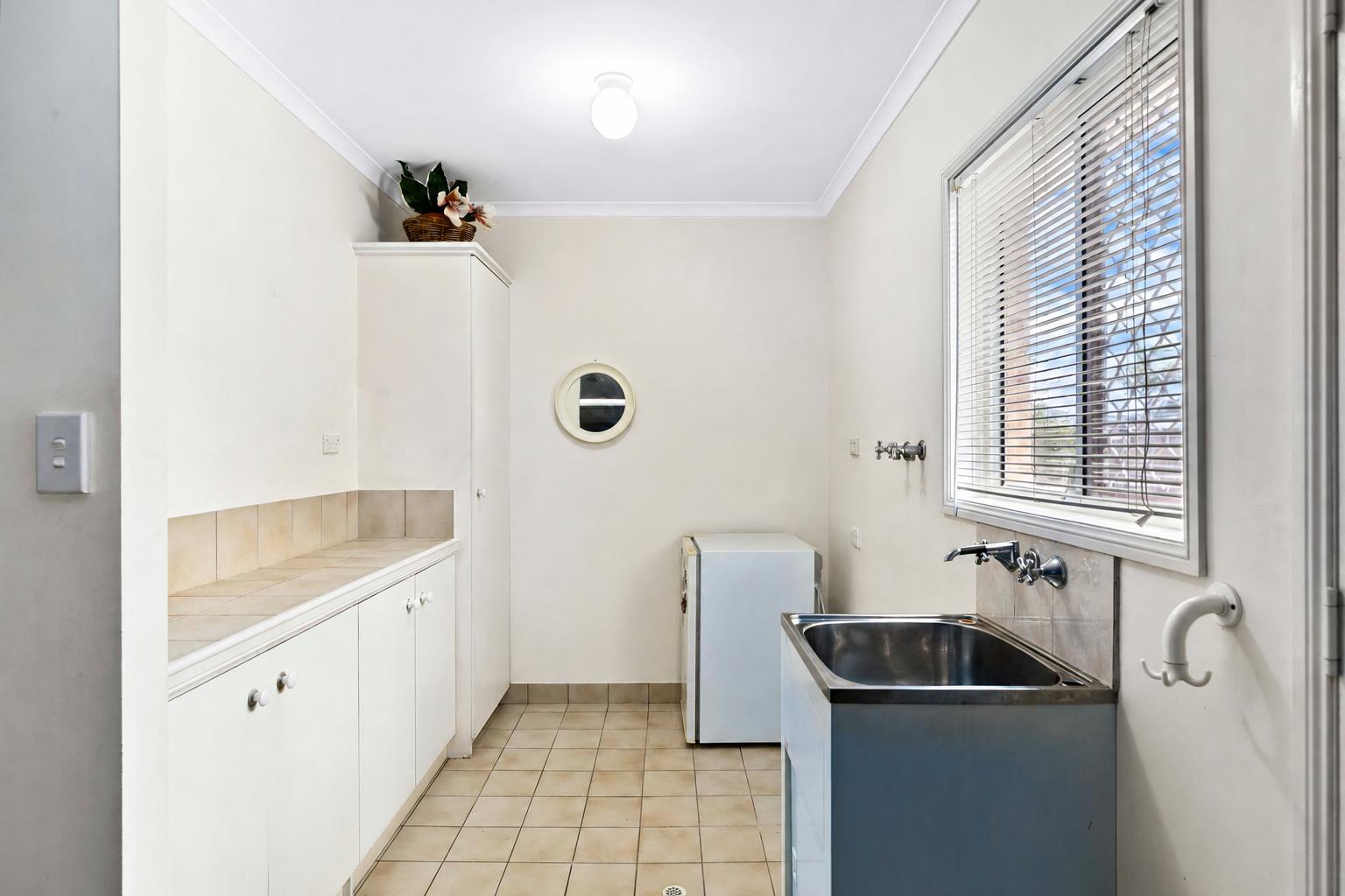 11 Melong Street — photo 16 of 27