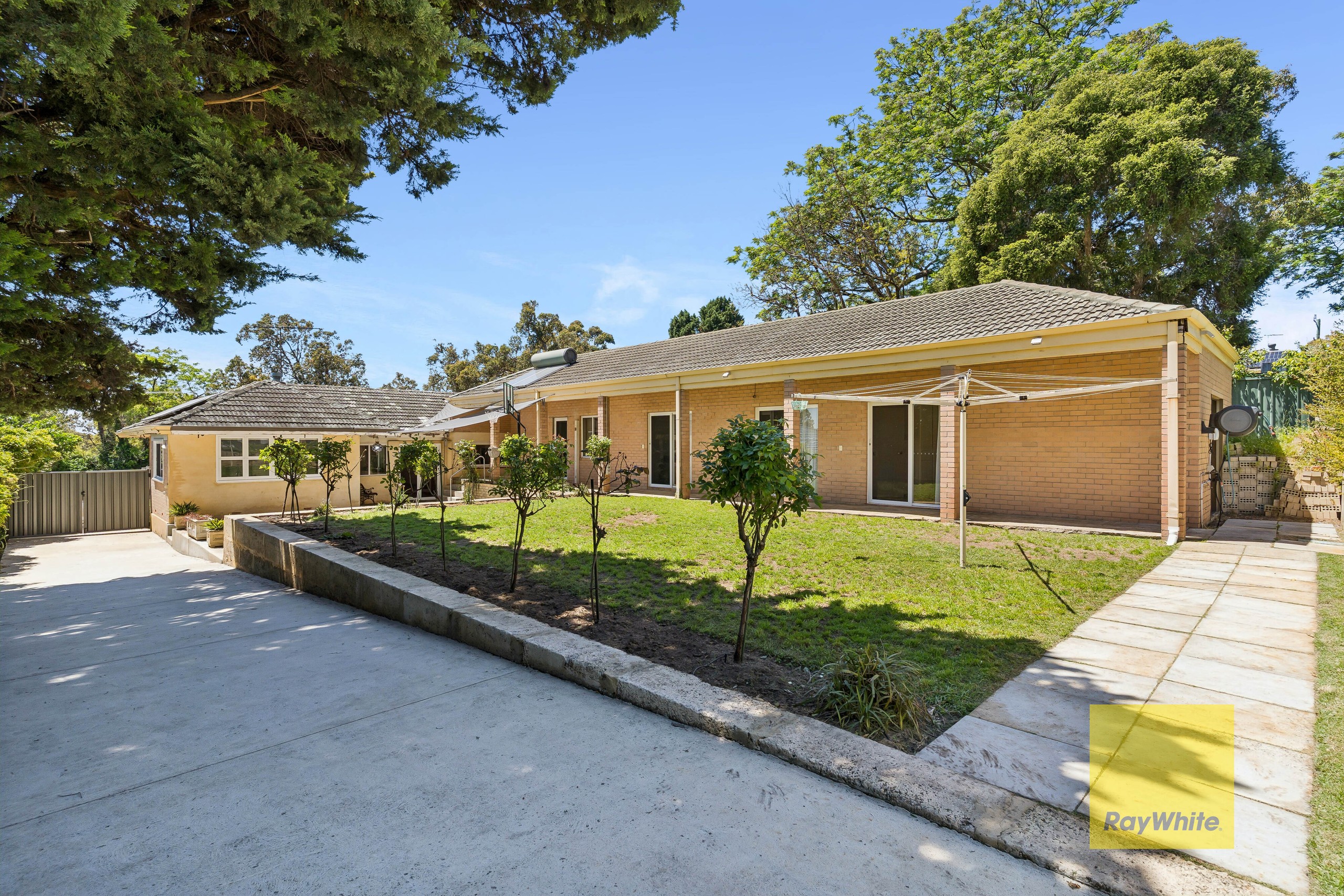 5 Snowball Road, Kalamunda, WA 6076