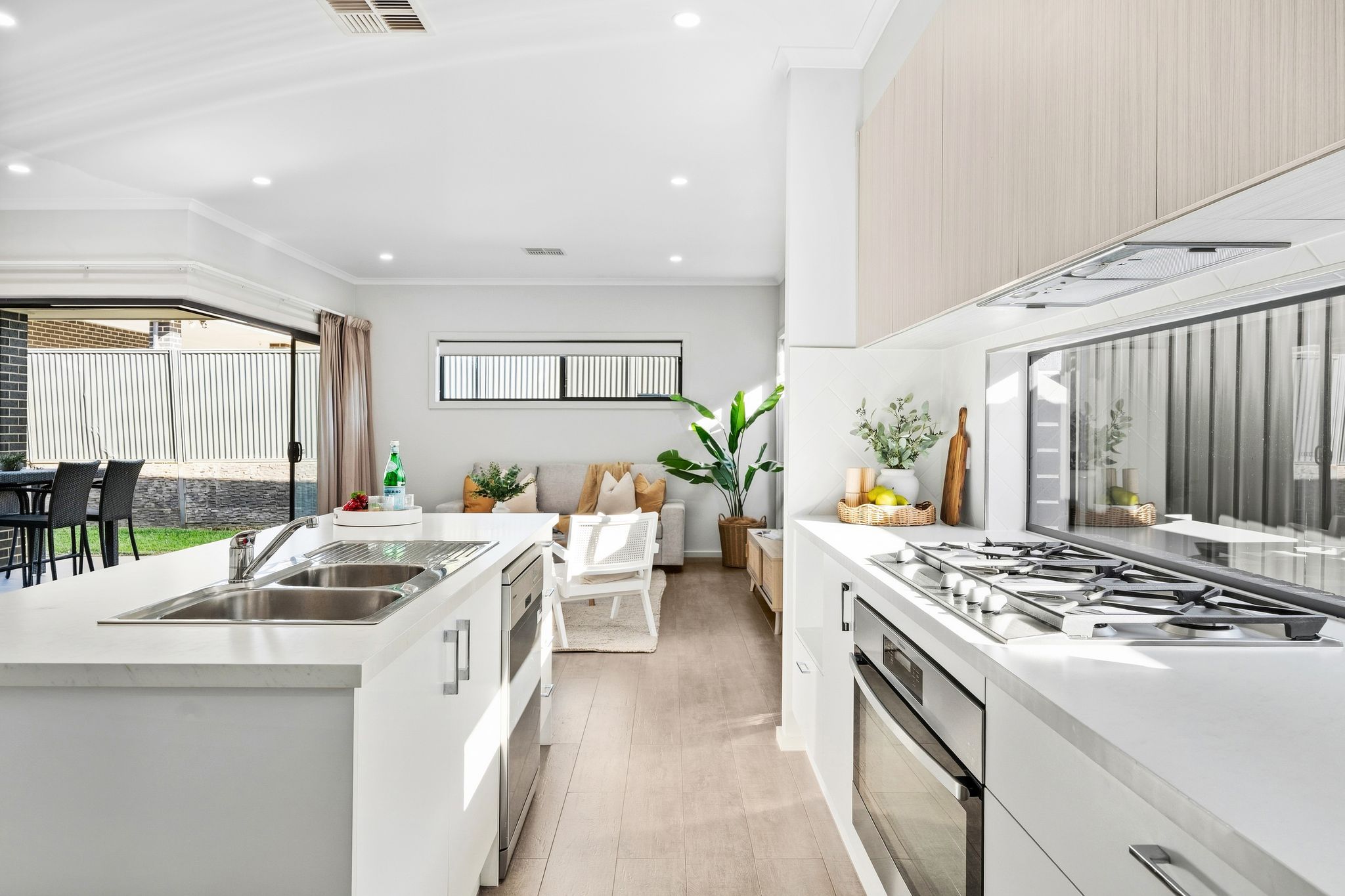 11 Telowie Avenue — photo 5 of 10