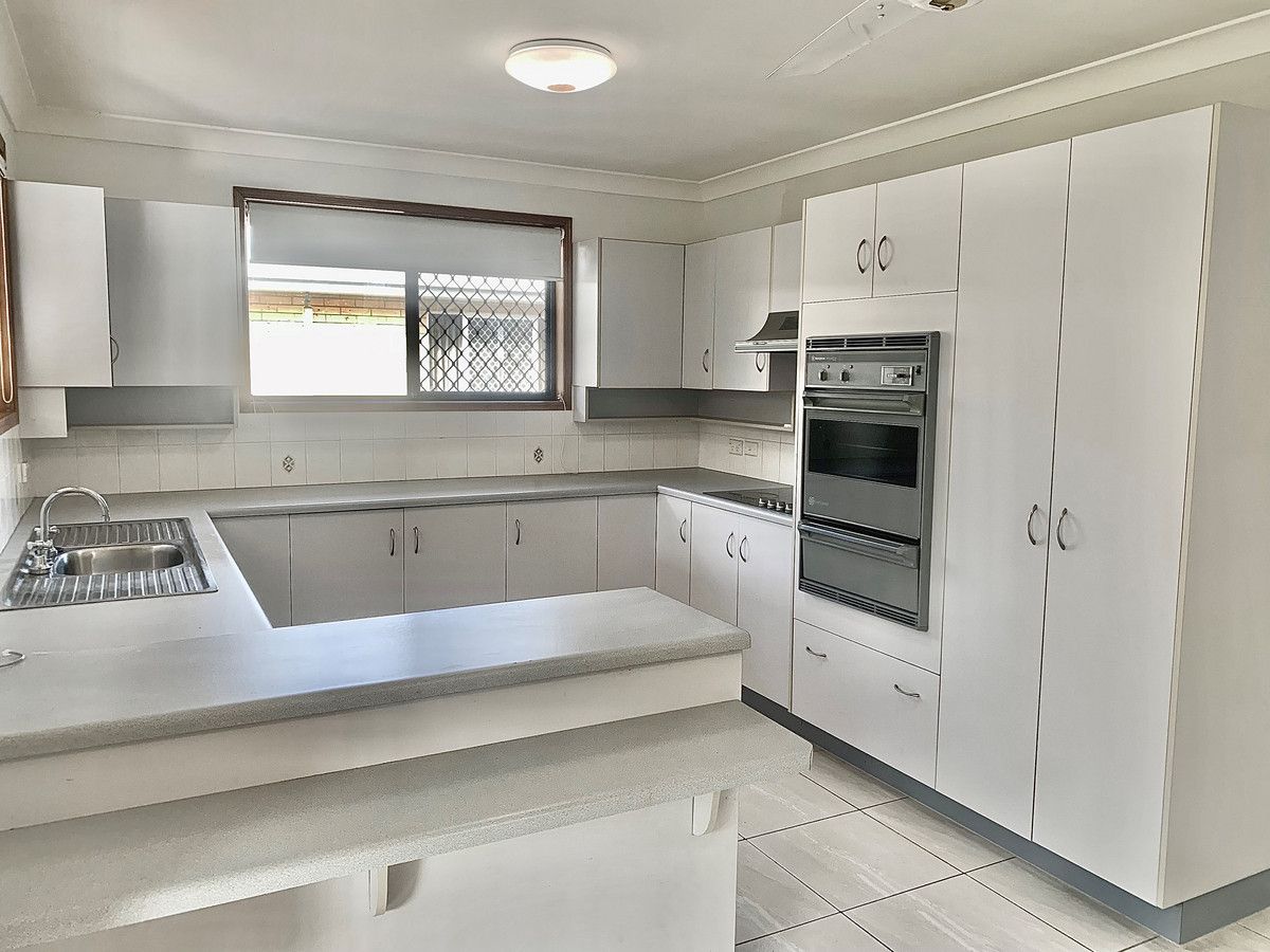 19 Pennycuick Street, The Range, QLD 4700