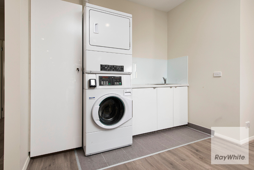 13 Wilkinson Crescent — photo 8 of 12