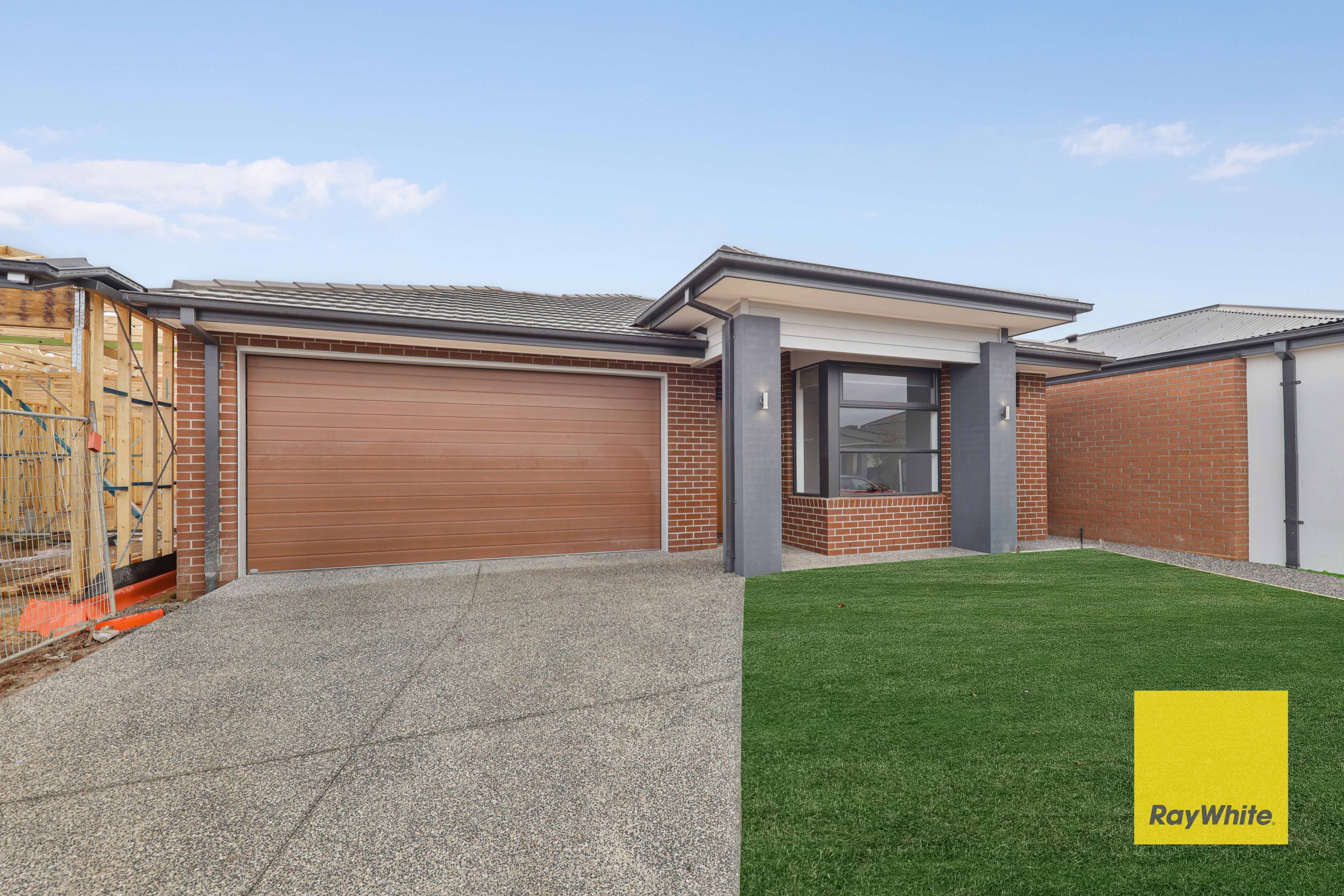 27 Equestrian Street, Tarneit, VIC 3029