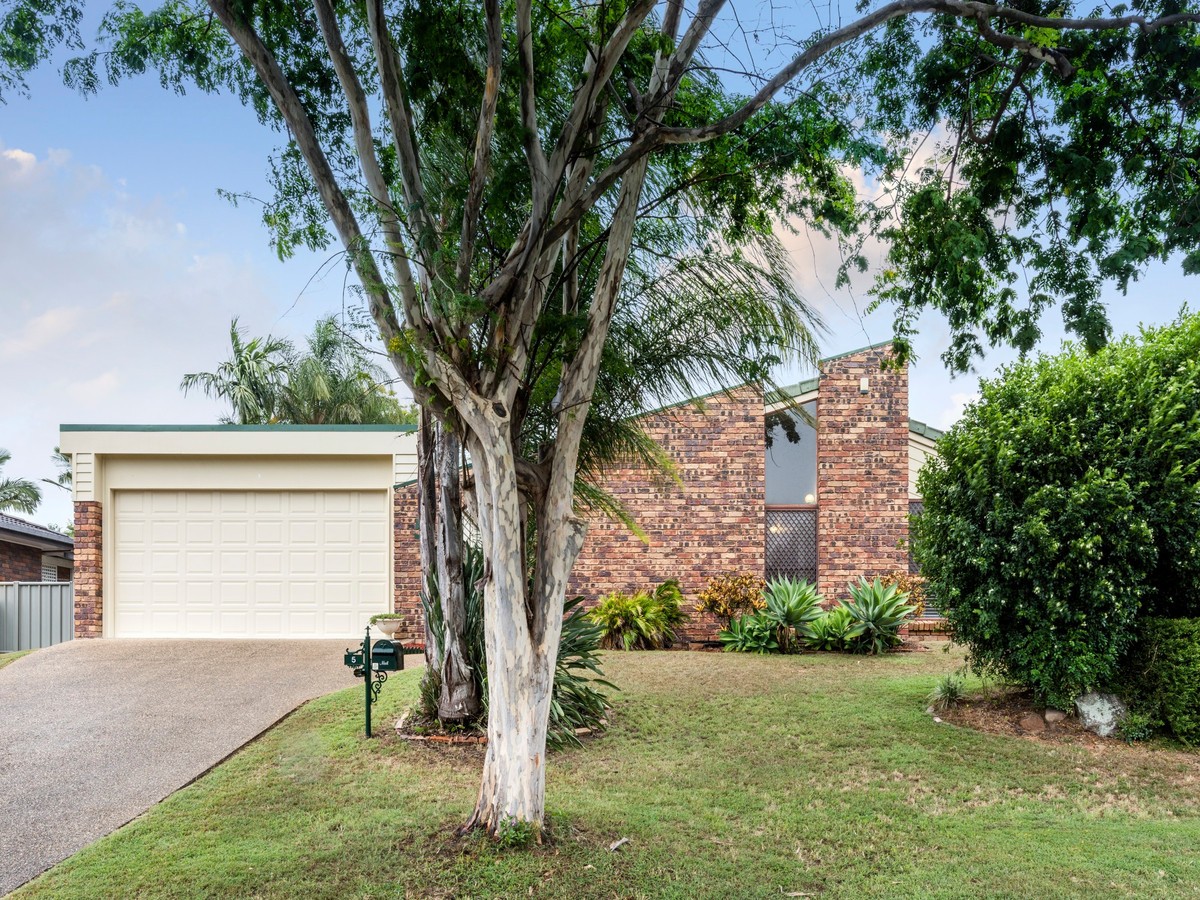 5 Brodick Street, Carindale, QLD 4152