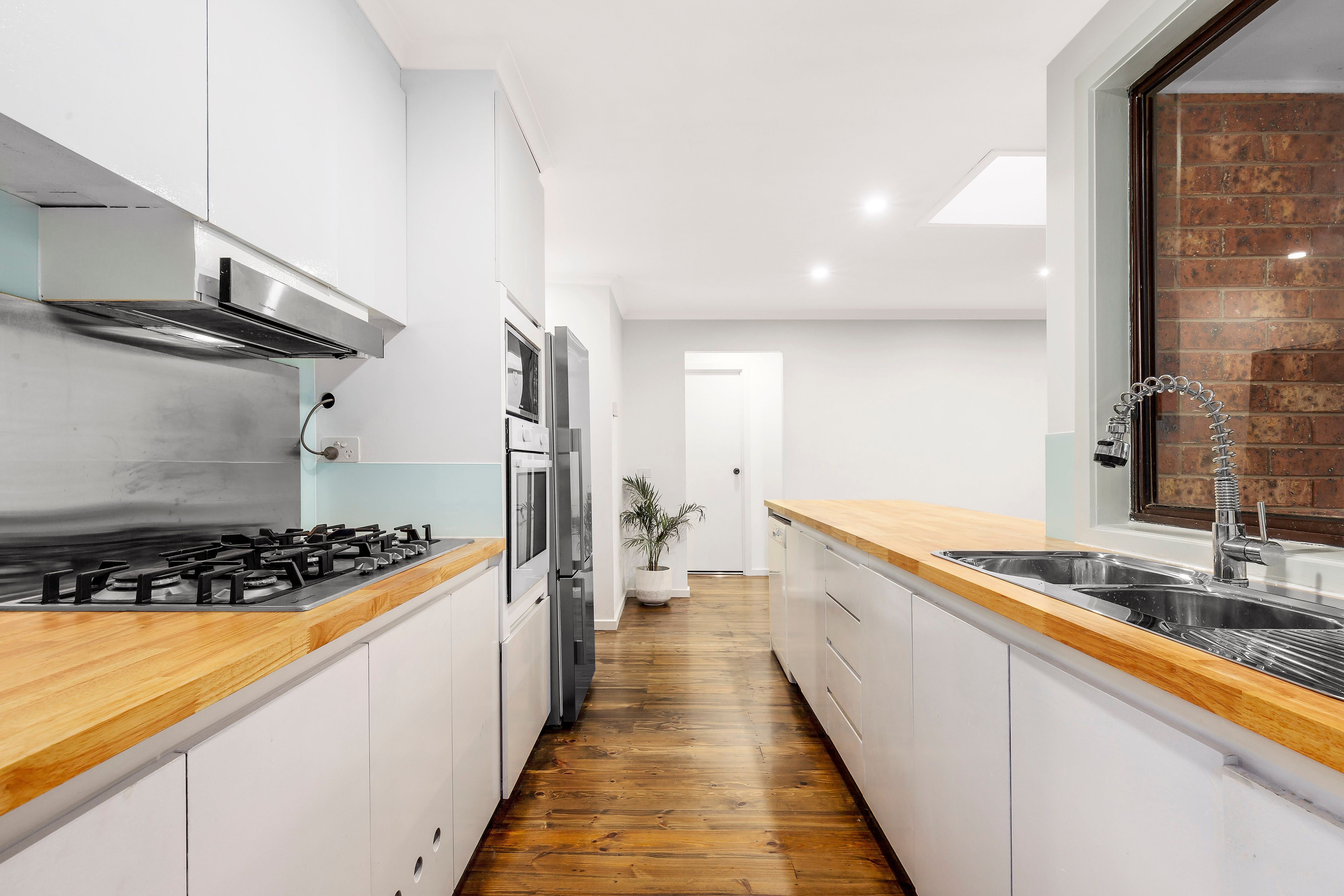 17 Westwood Drive, Bayswater North, VIC 3153