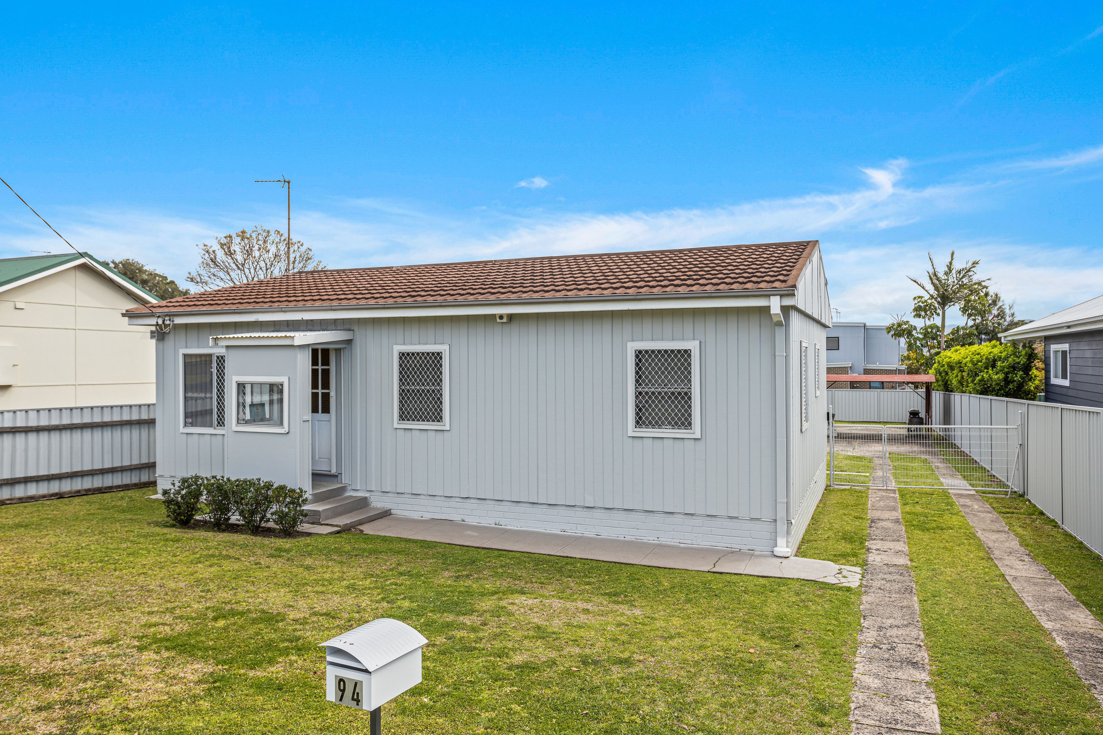 94 Parkes Street, Oak Flats, NSW 2529