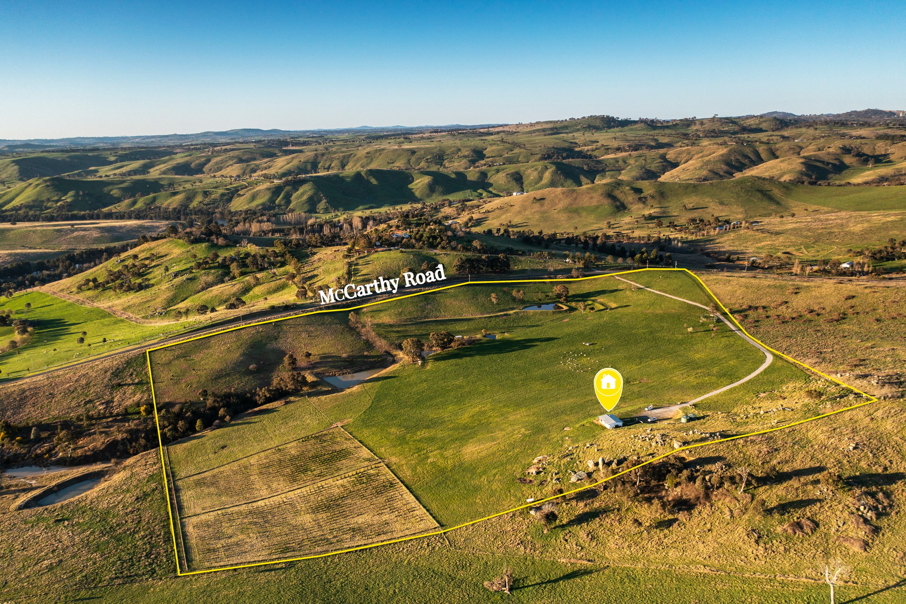 13 McCarthy Road, Wallaroo, NSW 2618