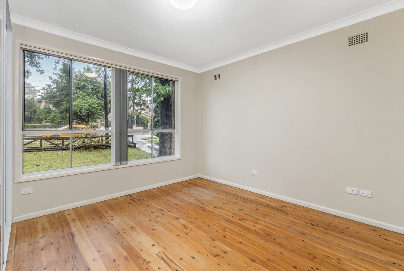 24 Parsonage Road — photo 4 of 8