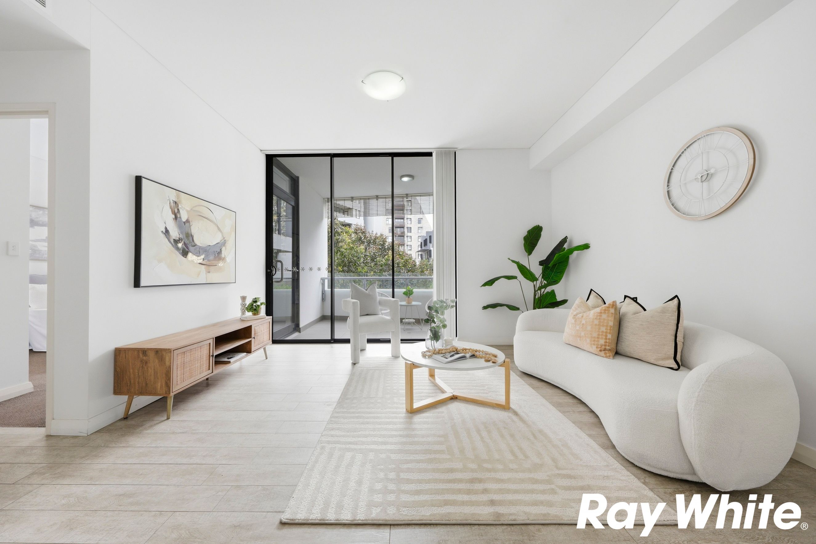 203/4 Banilung Street — photo 2 of 21