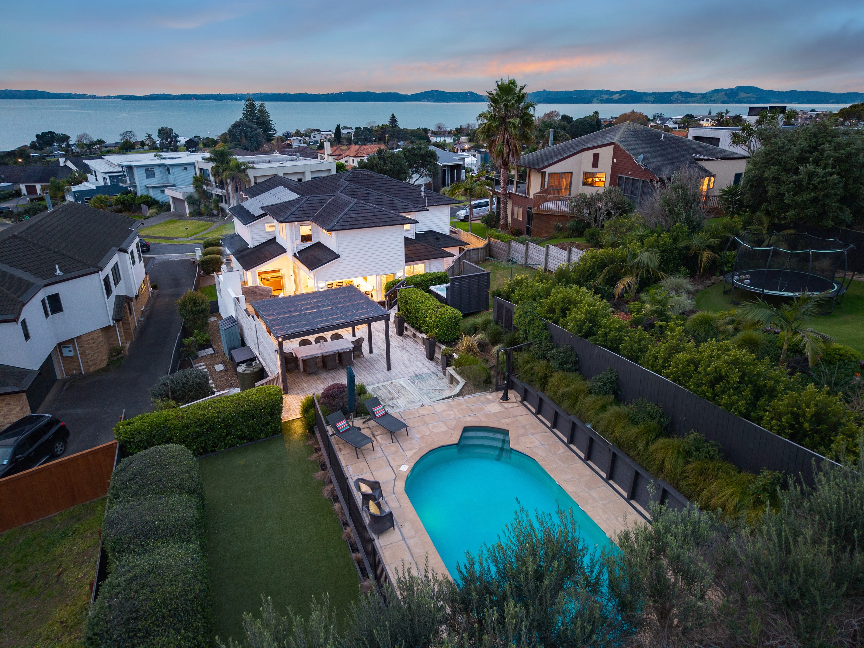 6 Crossland Place, Maraetai, Manukau City