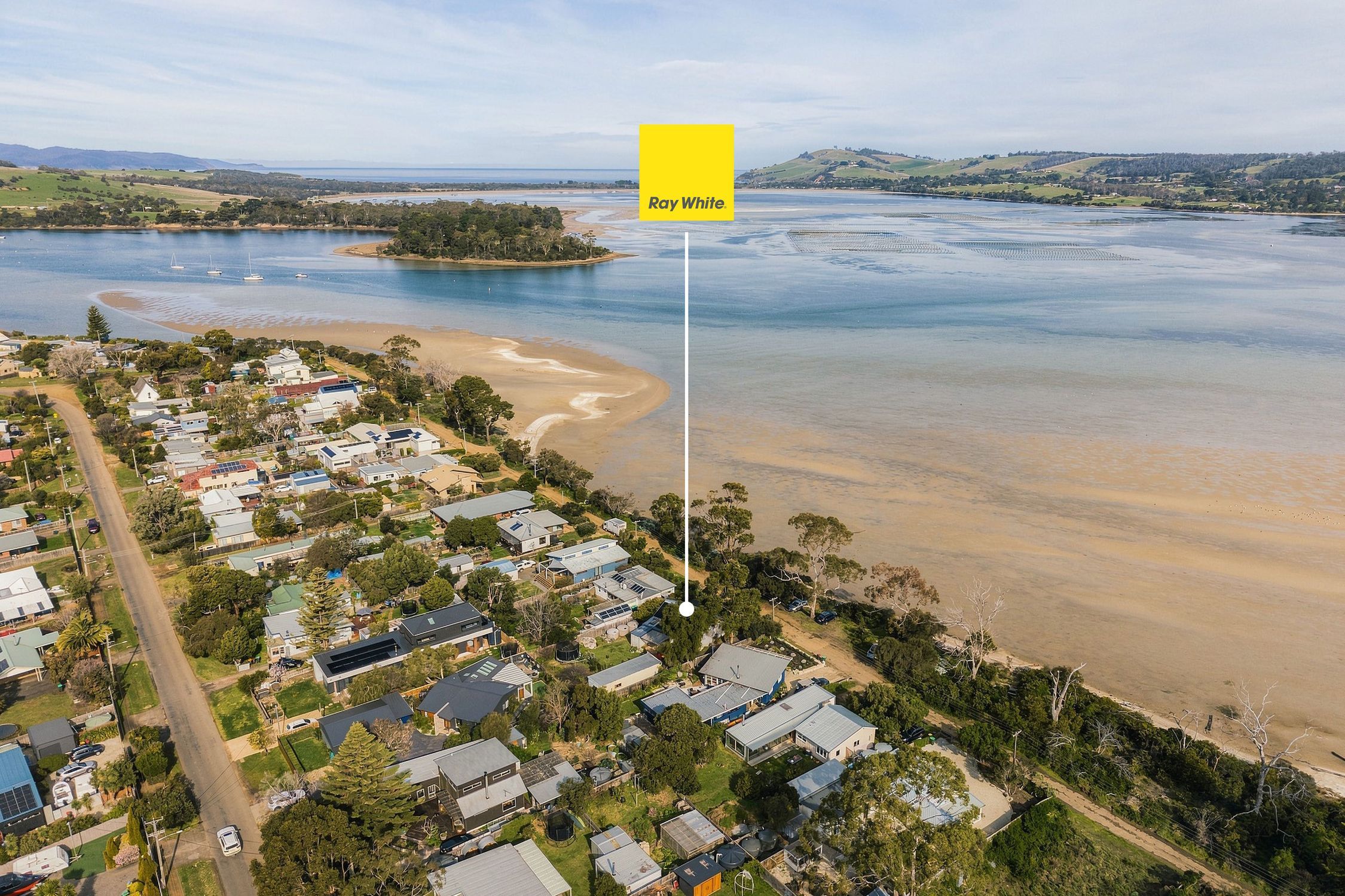 12 Pipe Clay Esplanade — photo from Ray White Hobart